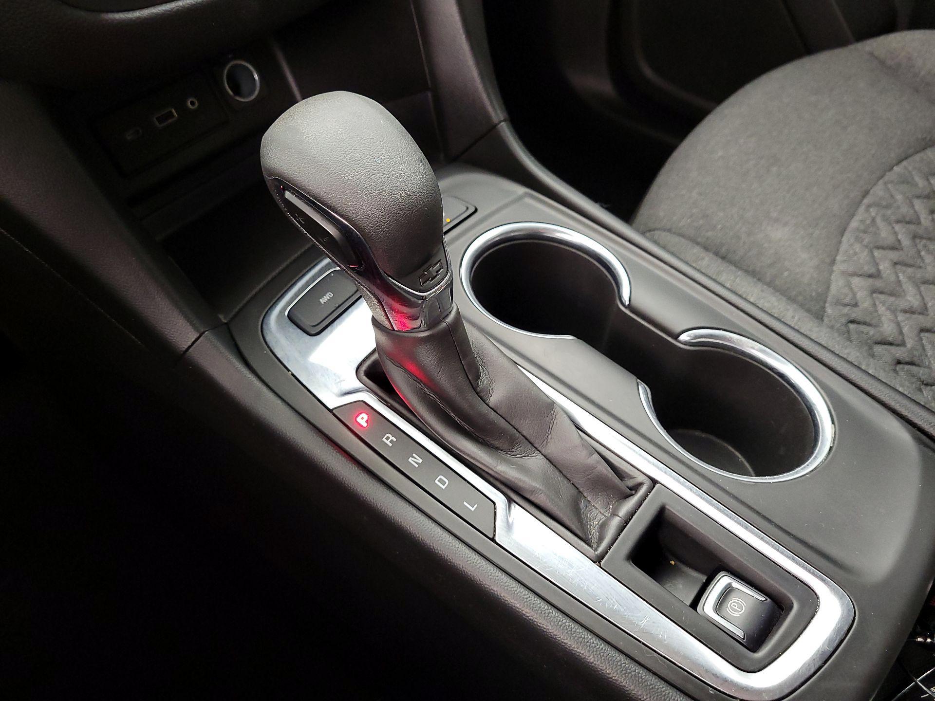 Thumbnail: 2022 Chevrolet Equinox - 17