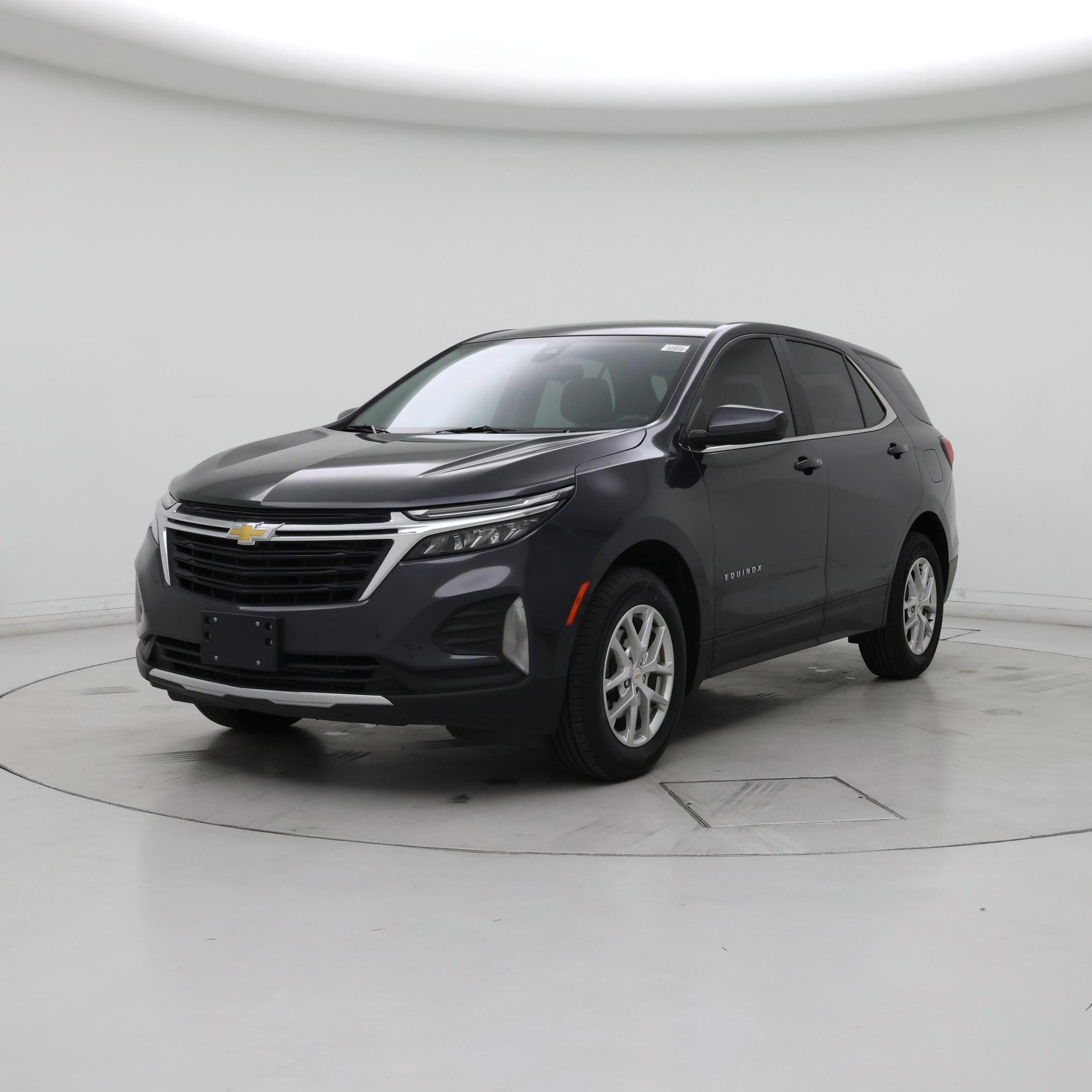 Thumbnail: 2022 Chevrolet Equinox - 4