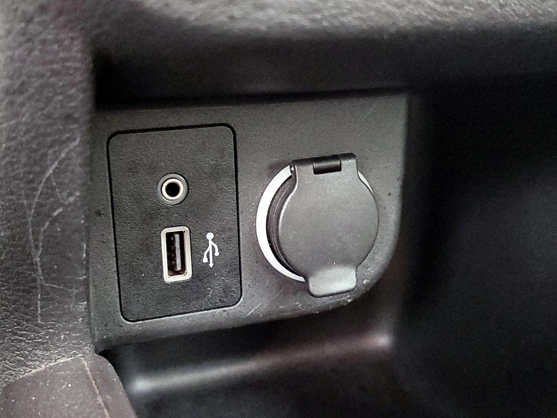 Thumbnail: 2022 Nissan Kicks - 18