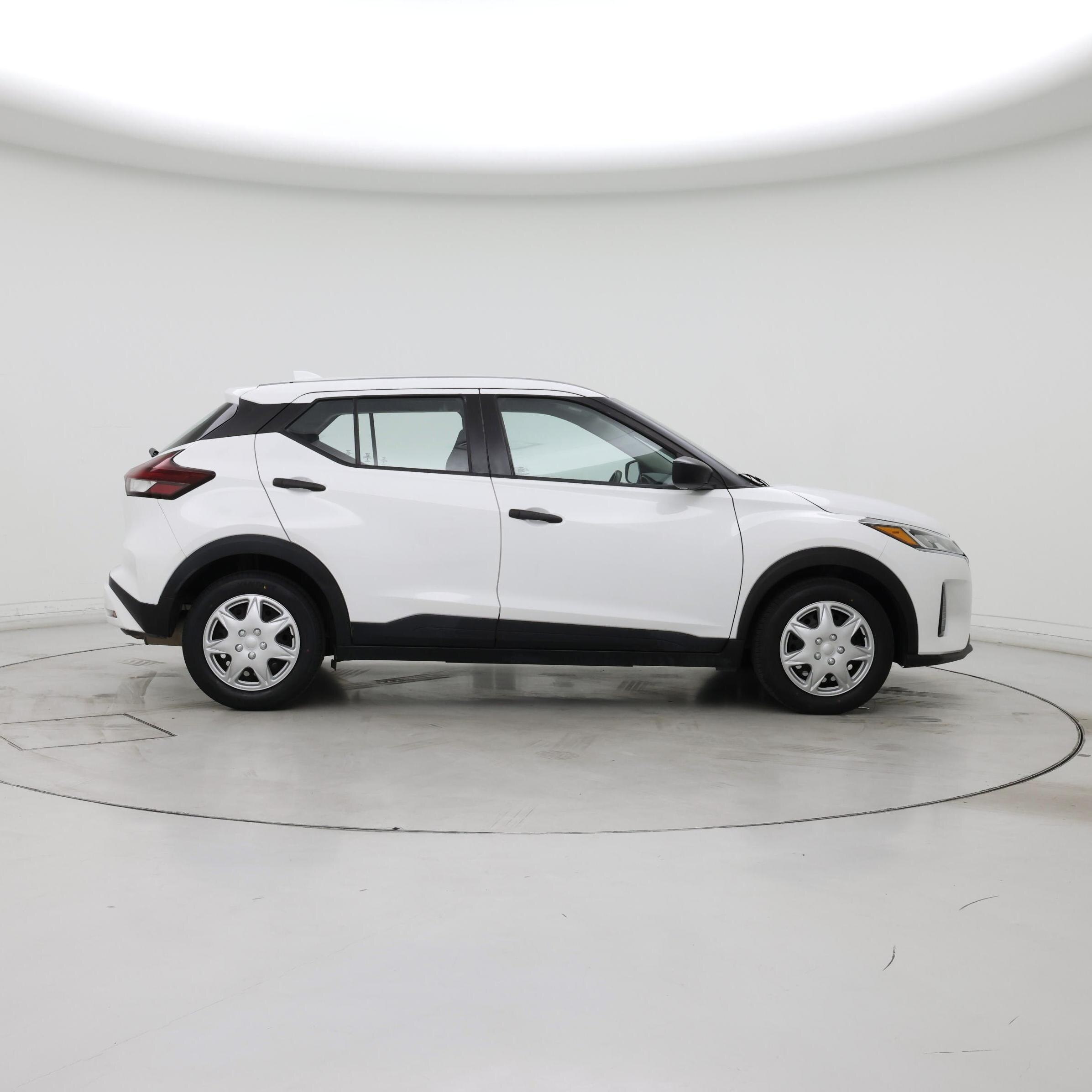 Thumbnail: 2022 Nissan Kicks - 7