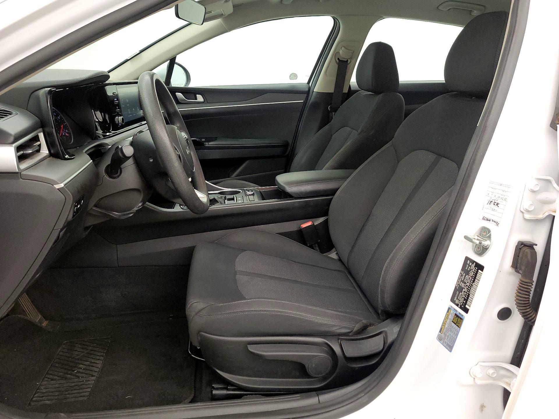 Thumbnail: 2022 Kia K5 - 11