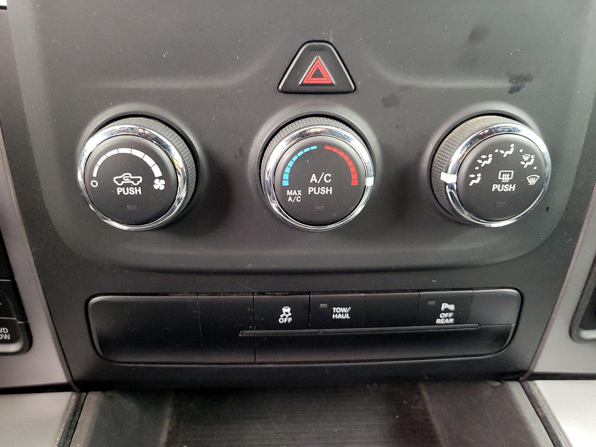 Thumbnail: 2023 RAM 1500 Classic - 17