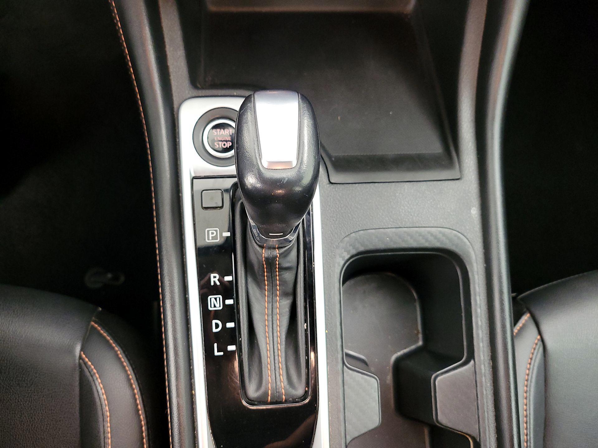 Thumbnail: 2023 Nissan Sentra - 17