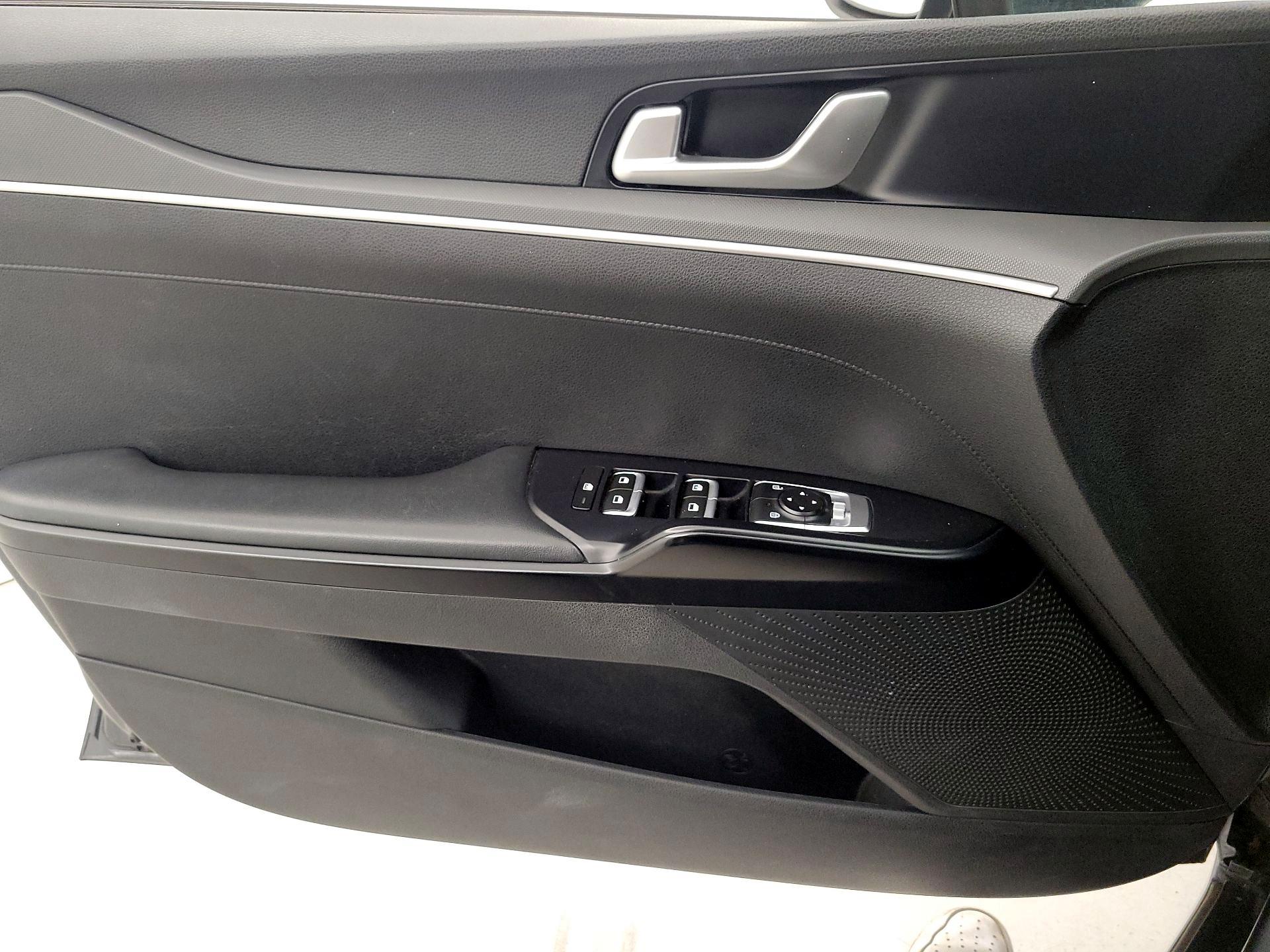 Thumbnail: 2022 Kia K5 - 12