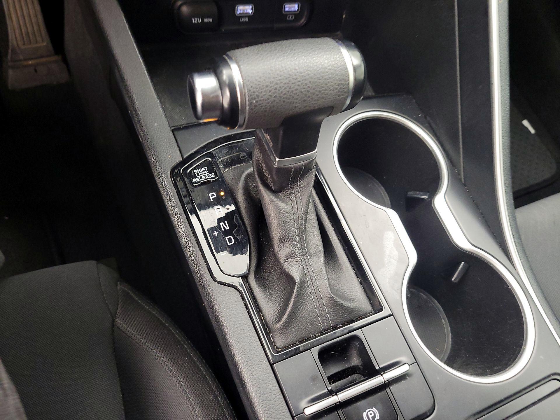 Thumbnail: 2022 Kia K5 - 15