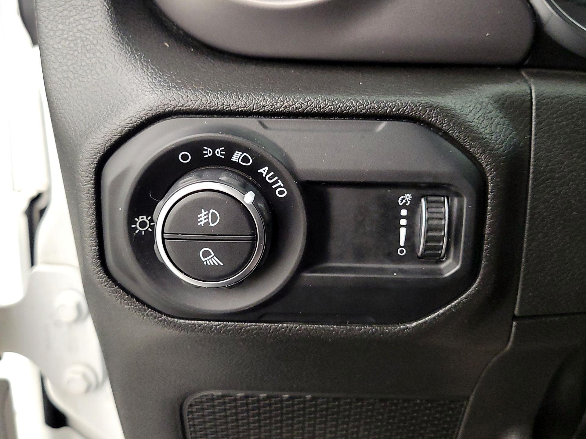 Thumbnail: 2023 Jeep Gladiator - 13