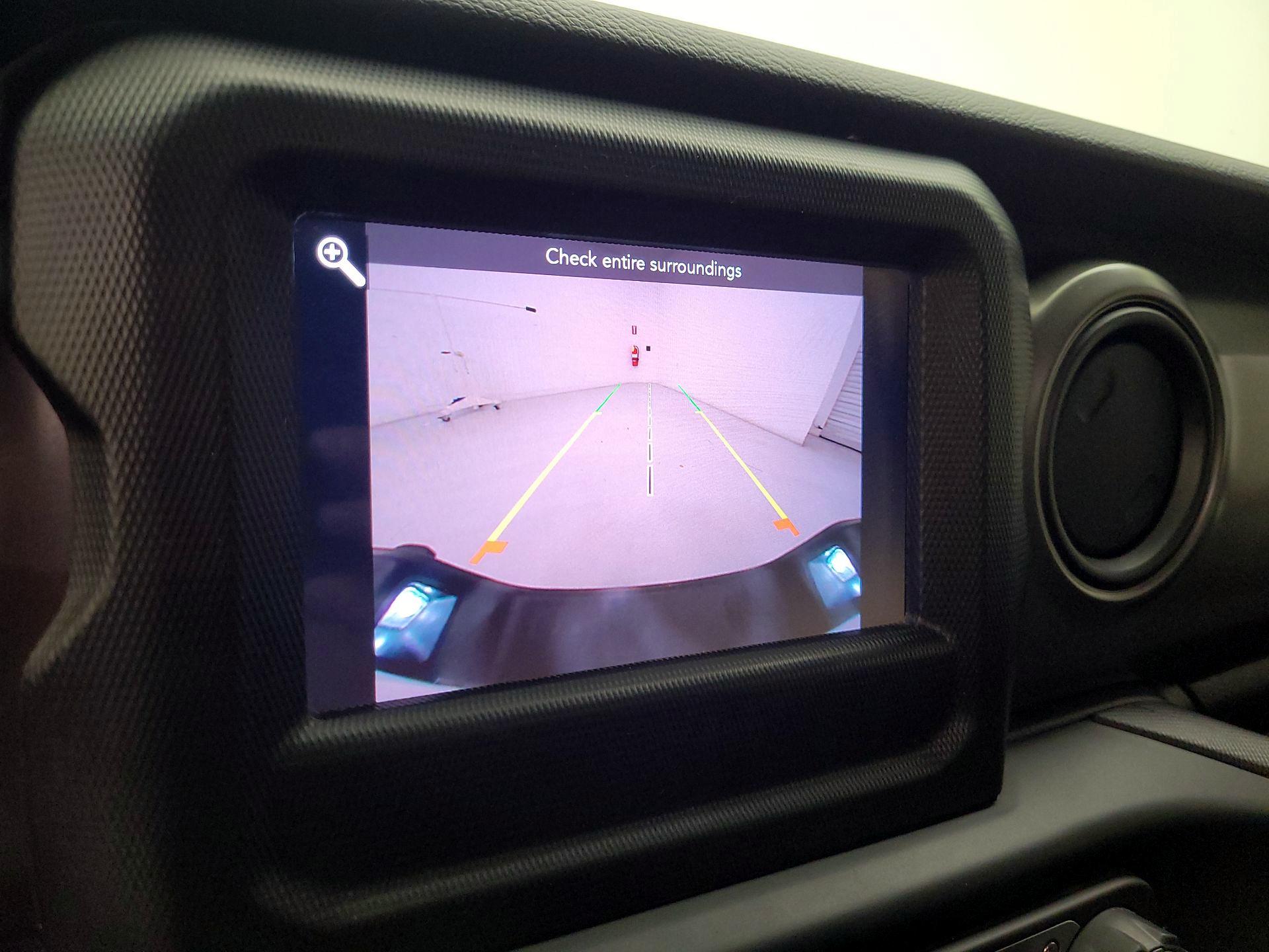 Thumbnail: 2023 Jeep Gladiator - 14