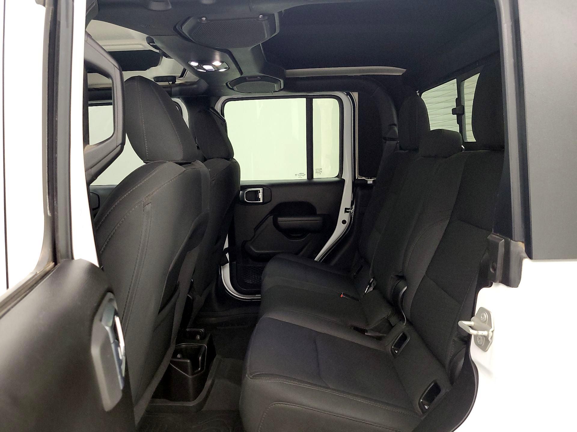 Thumbnail: 2023 Jeep Gladiator - 19