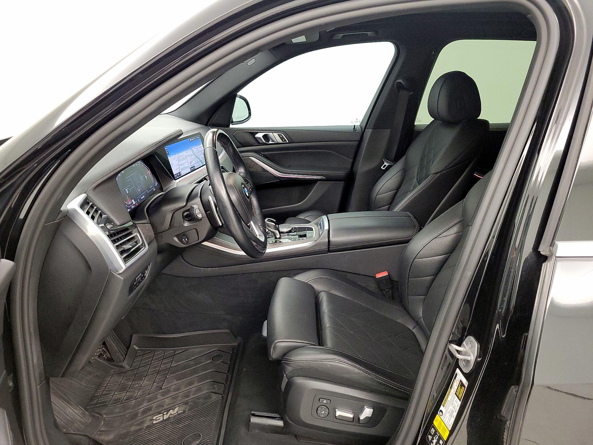 Thumbnail: 2023 BMW X5 - 11