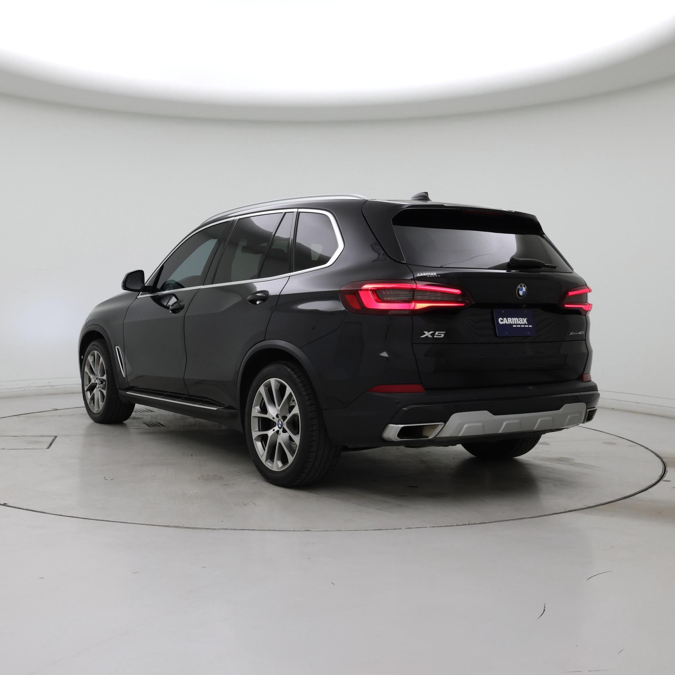 Thumbnail: 2023 BMW X5 - 2