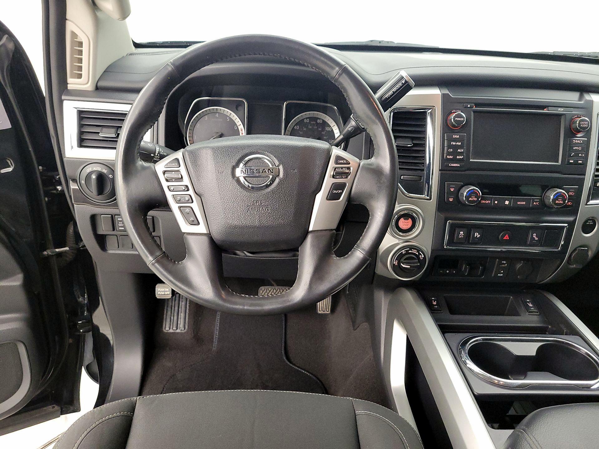 Thumbnail: 2018 Nissan Titan - 10