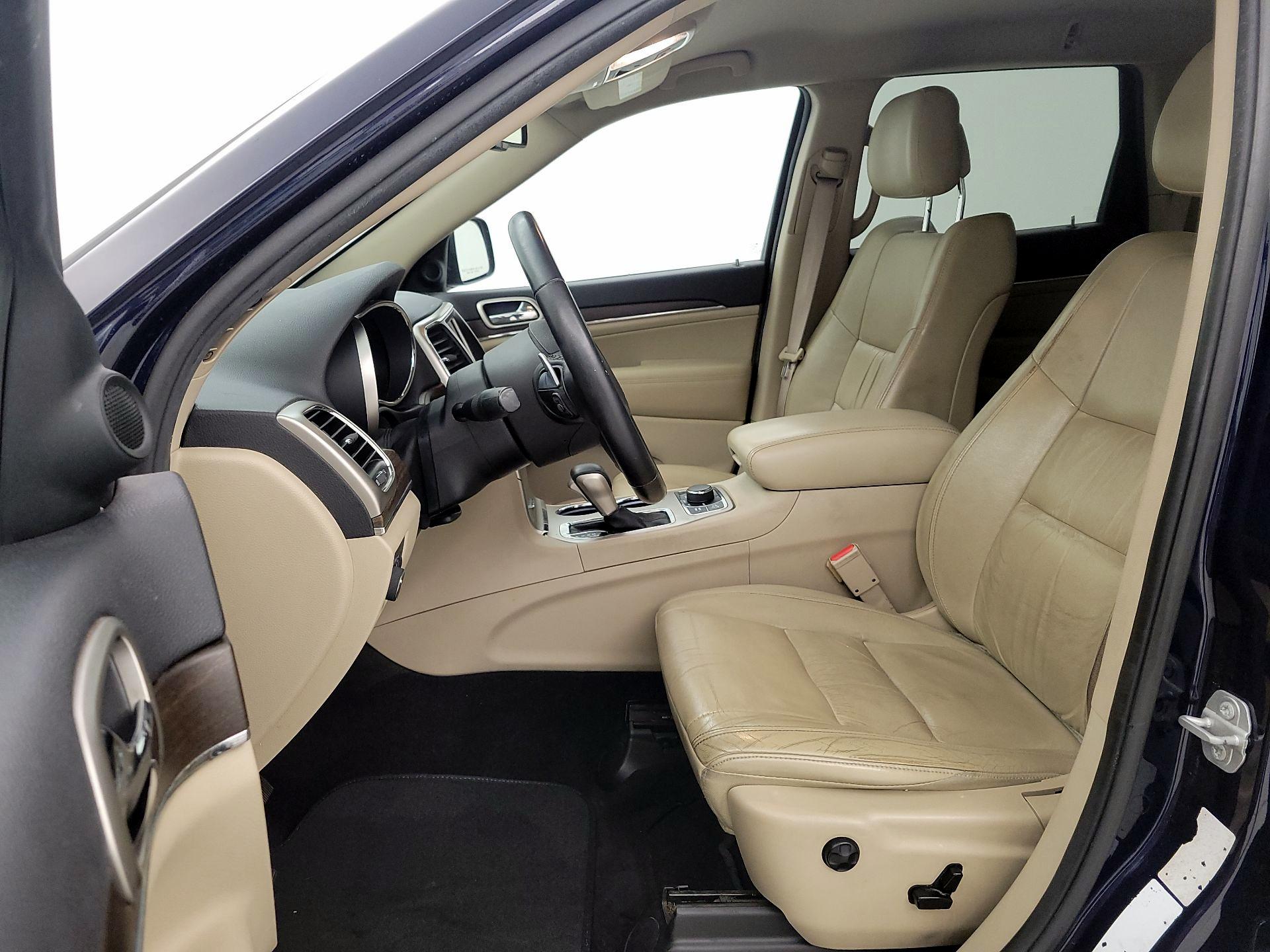 Thumbnail: 2016 Jeep Grand Cherokee - 11