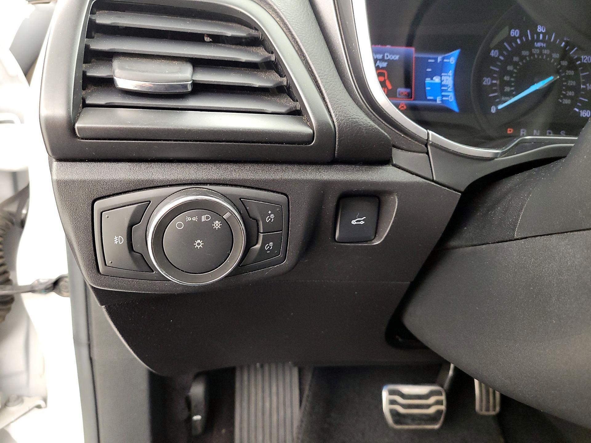 Thumbnail: 2017 Ford Fusion - 13