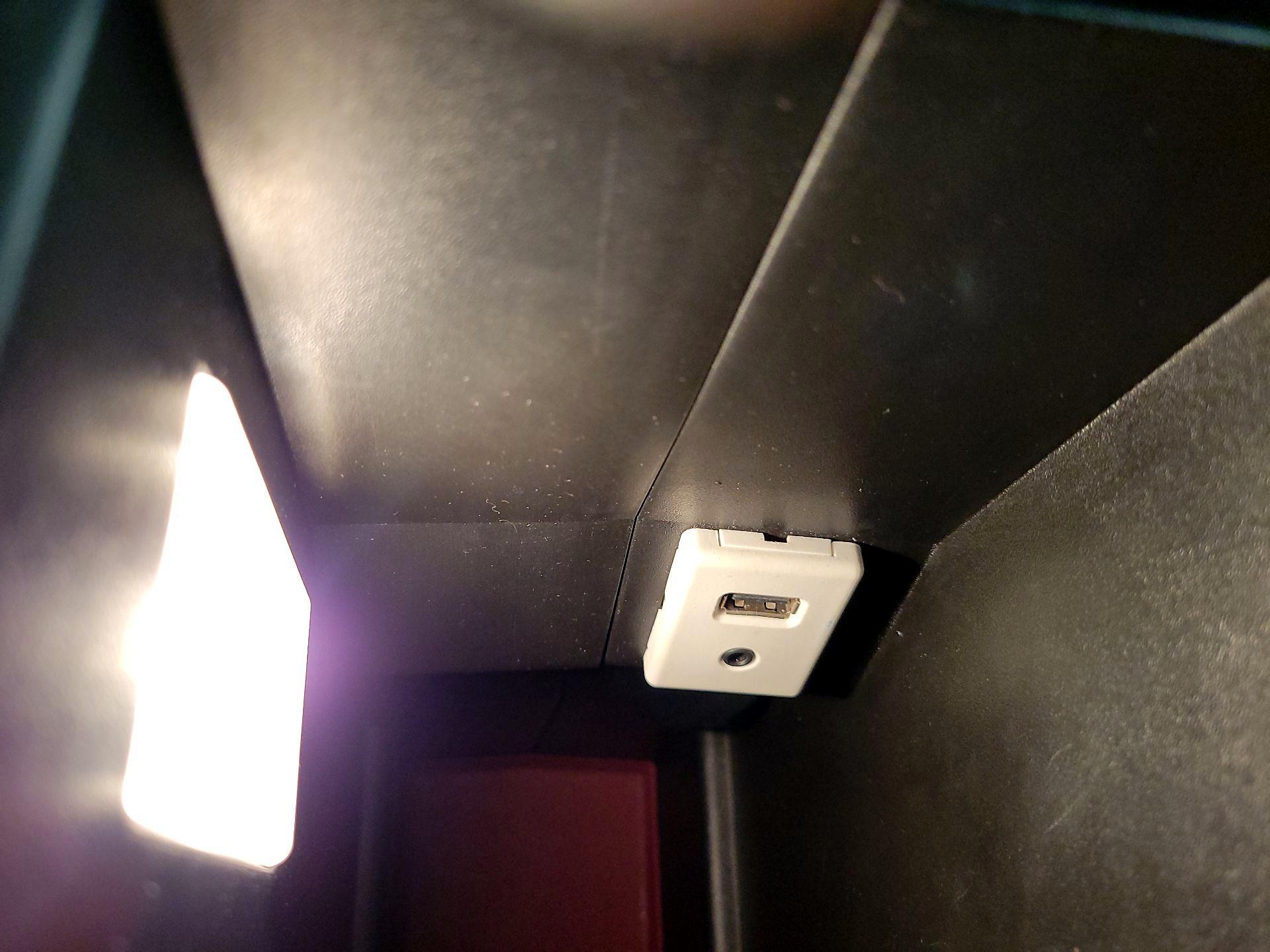 Thumbnail: 2017 GMC Terrain - 18