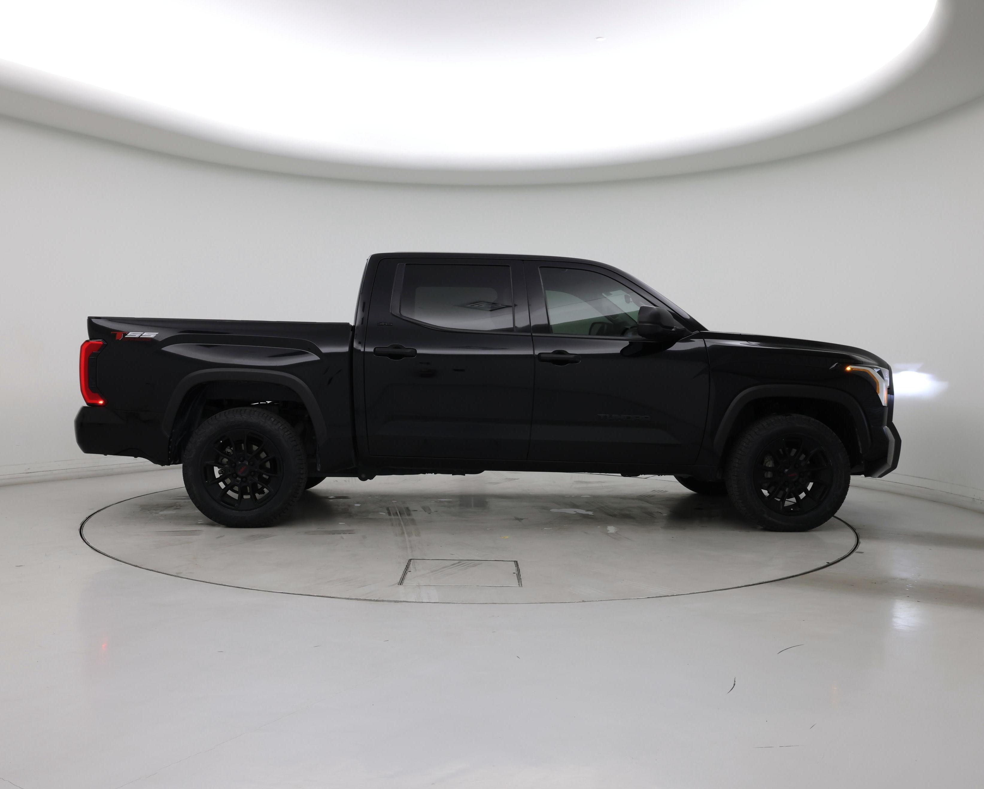 Thumbnail: 2022 Toyota Tundra - 7