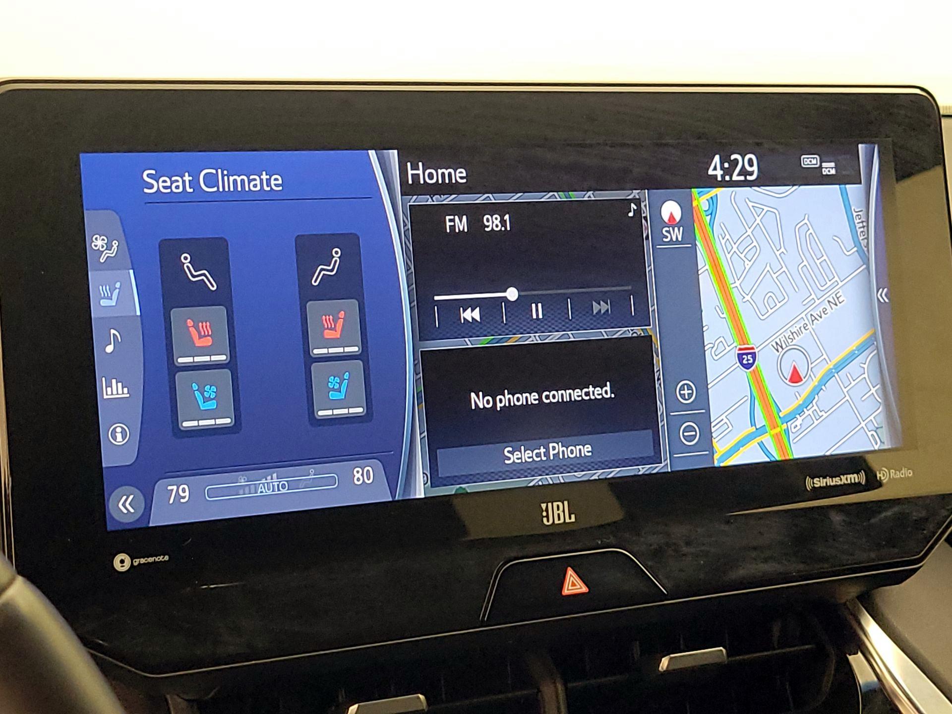 Thumbnail: 2021 Toyota Venza - 16