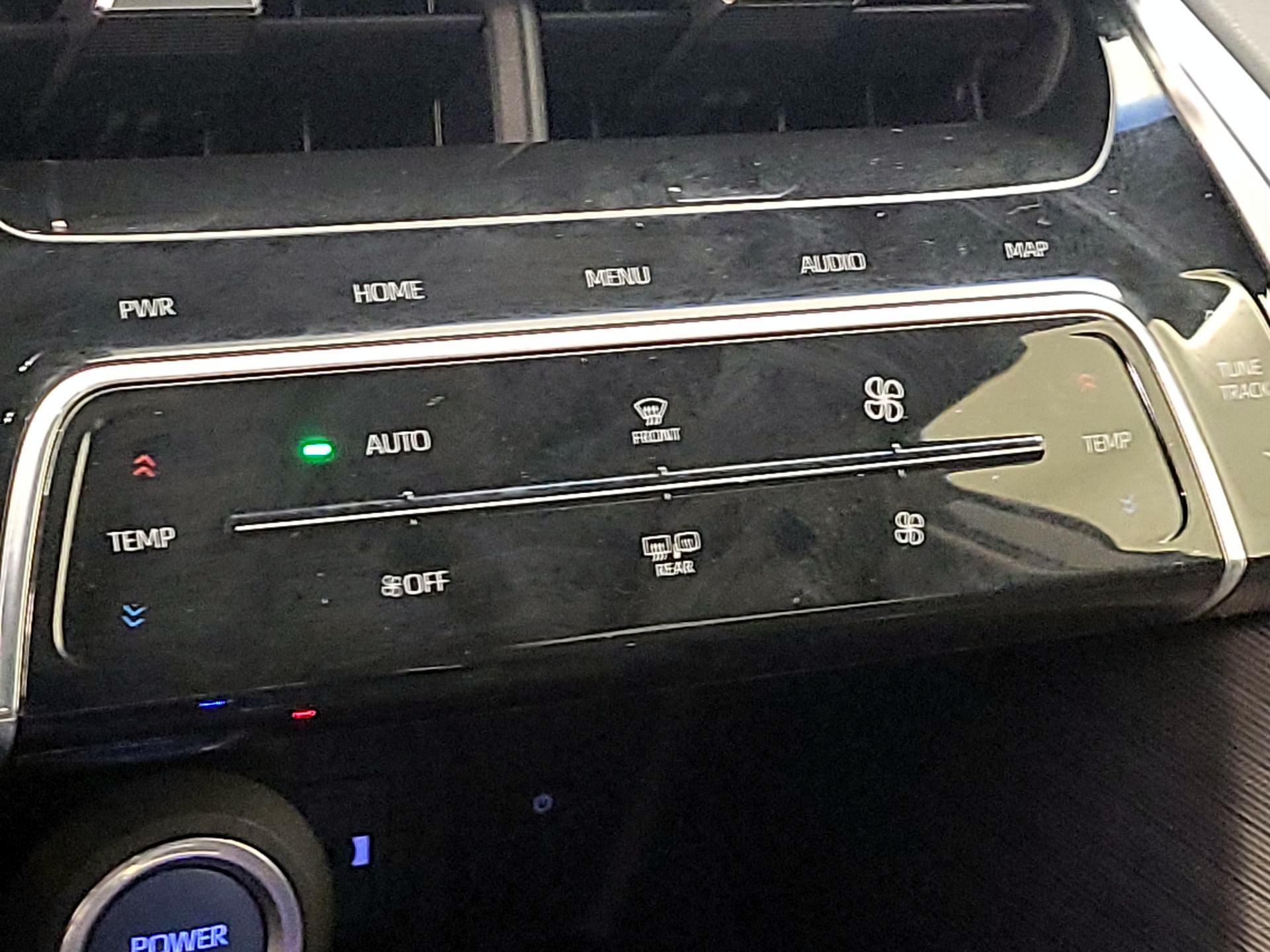 Thumbnail: 2021 Toyota Venza - 17