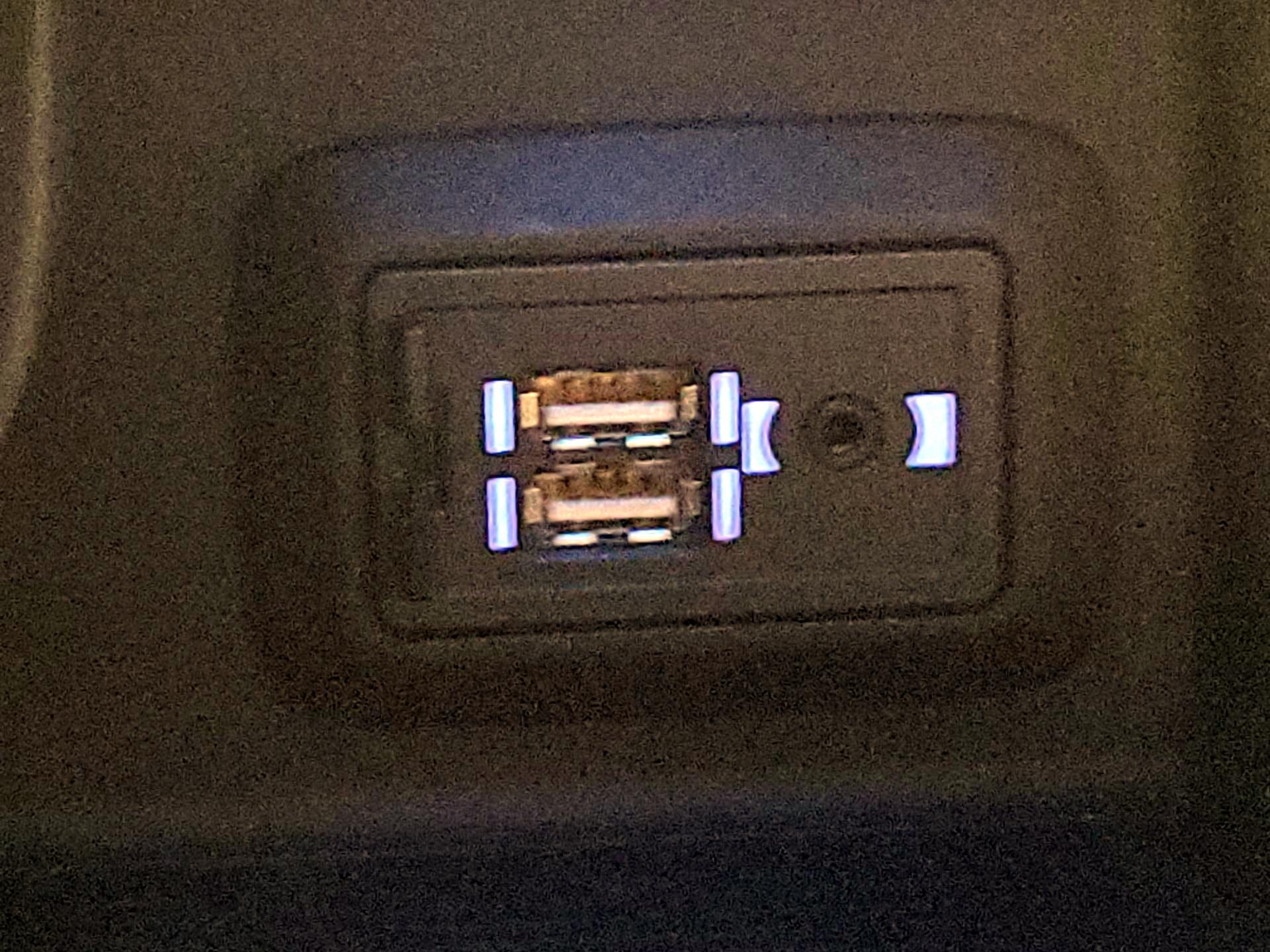 Thumbnail: 2021 Toyota Venza - 19