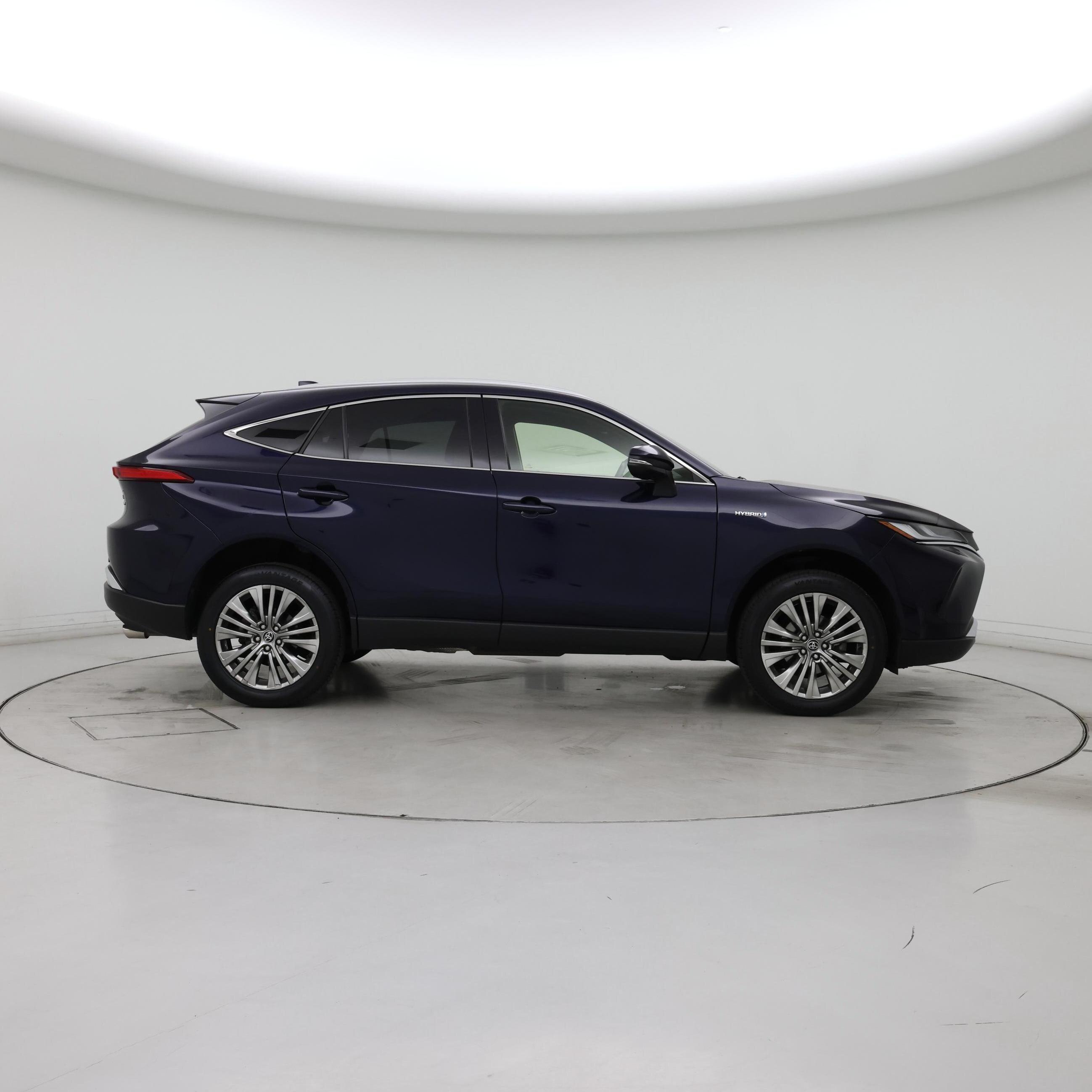 Thumbnail: 2021 Toyota Venza - 7
