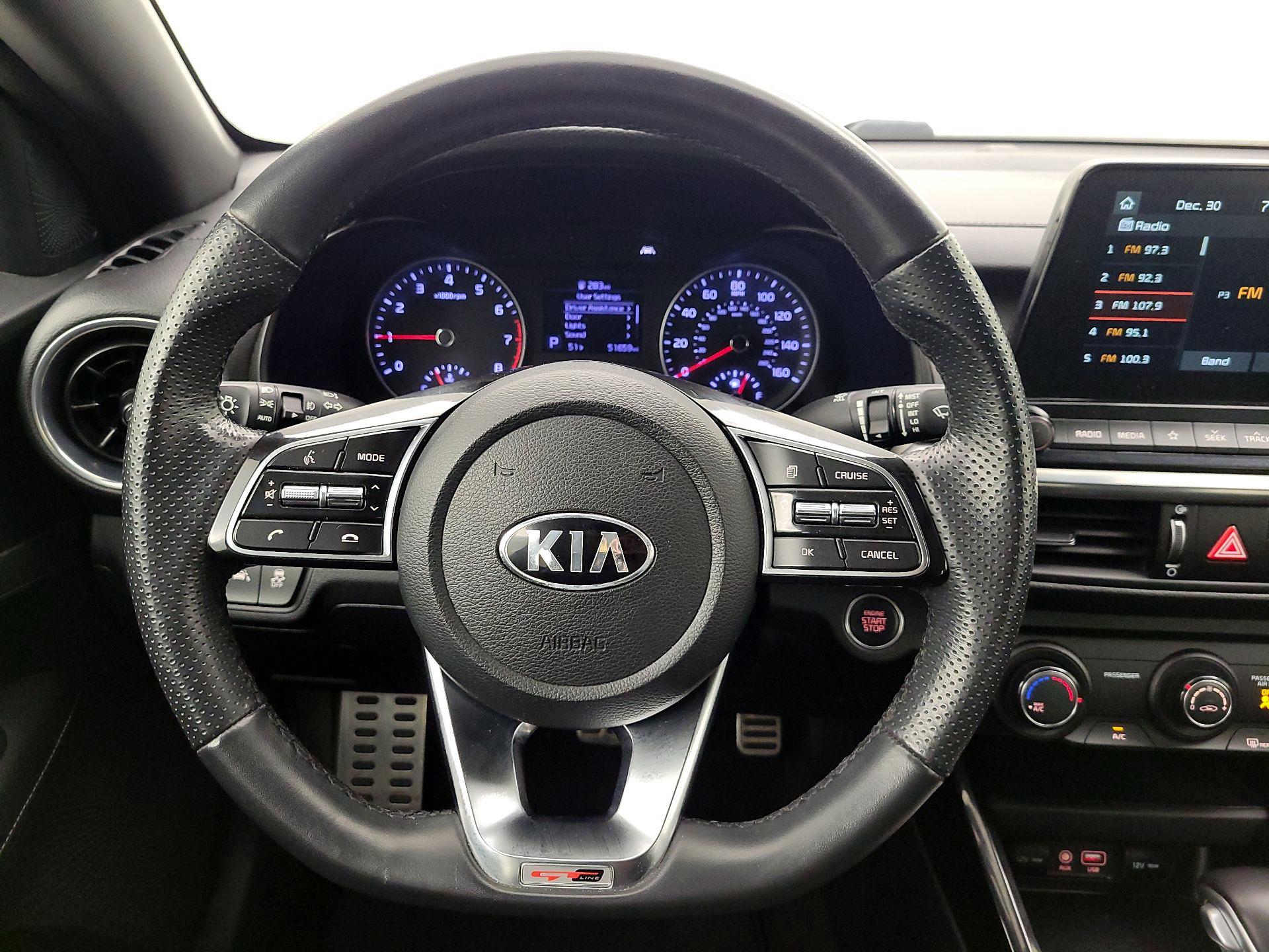 Thumbnail: 2020 Kia Forte - 10