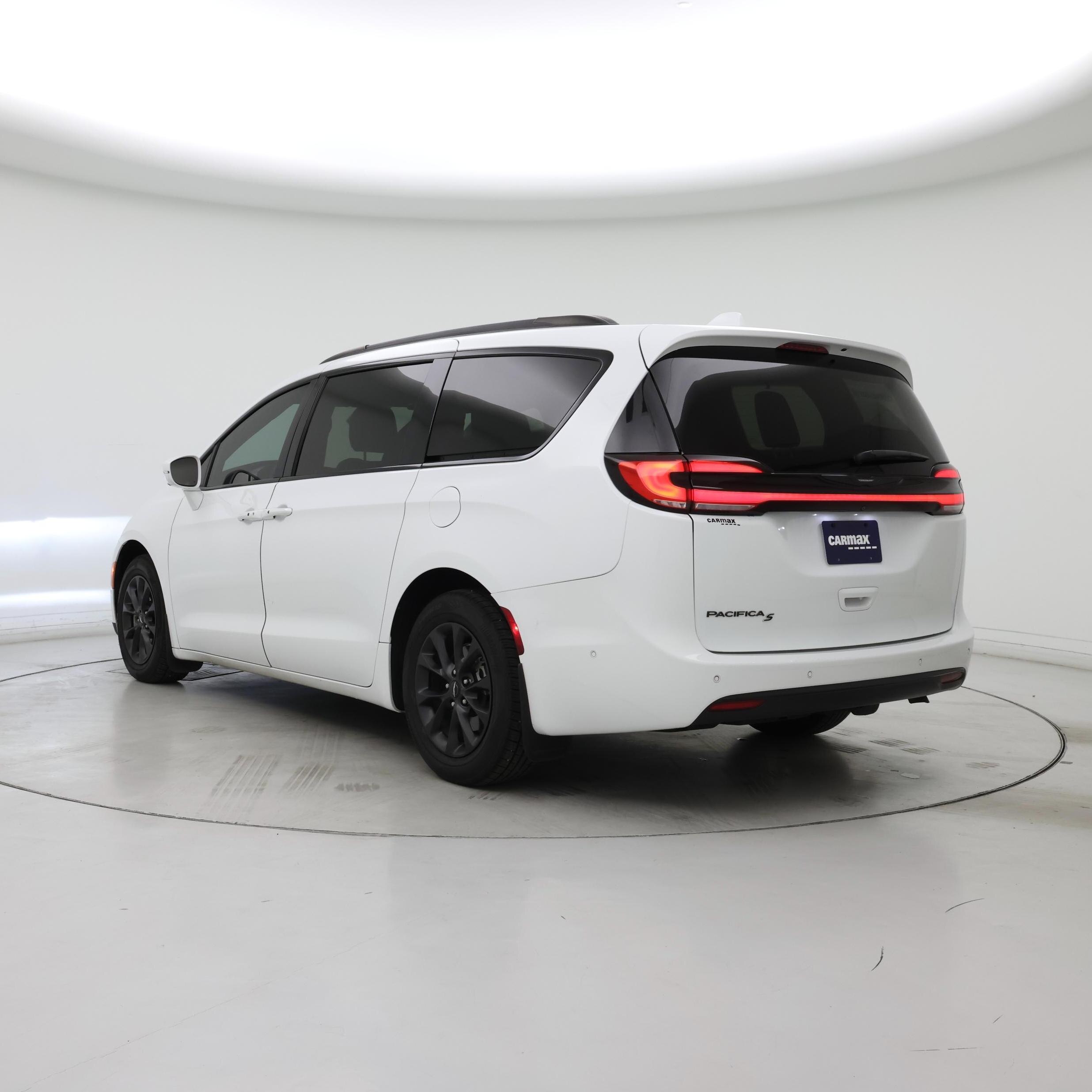 Thumbnail: 2021 Chrysler Pacifica - 2