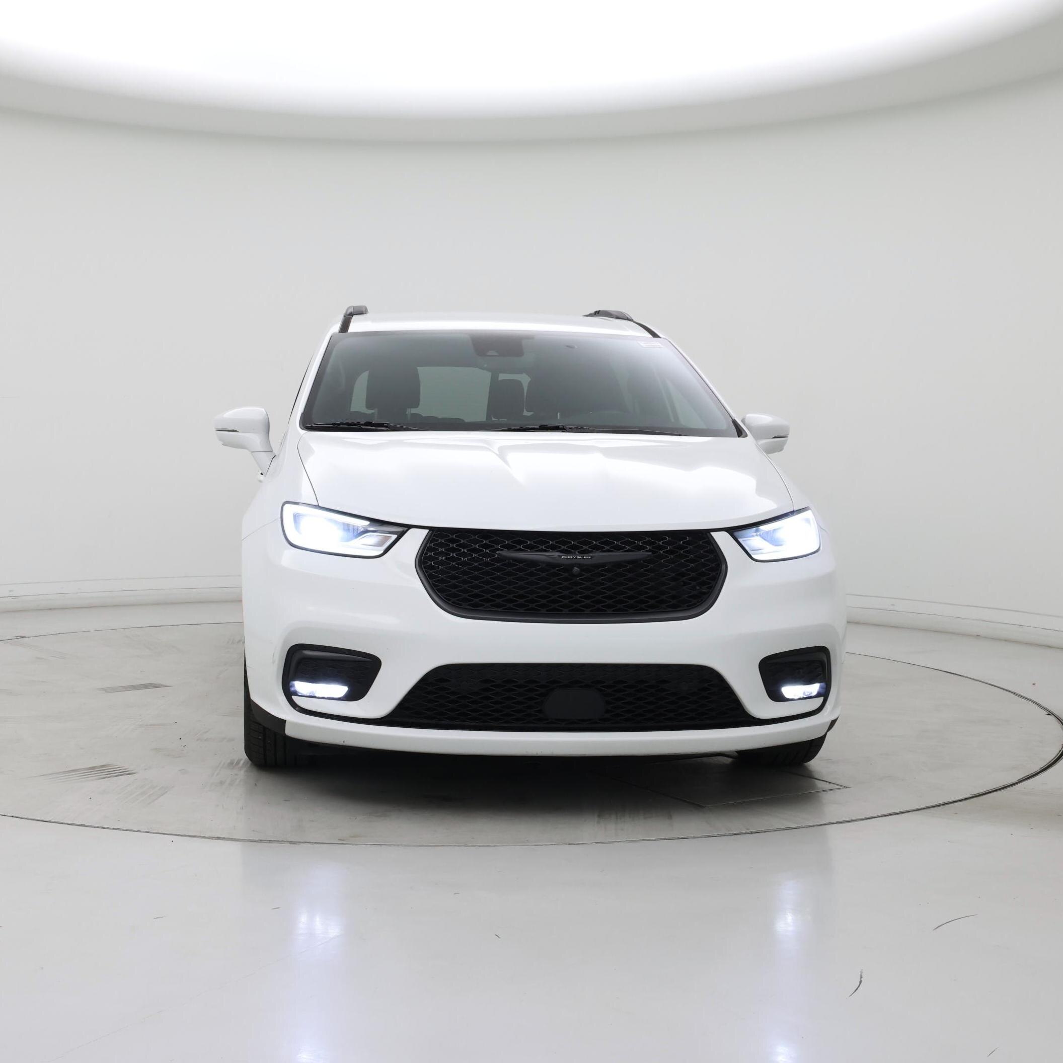 Thumbnail: 2021 Chrysler Pacifica - 5