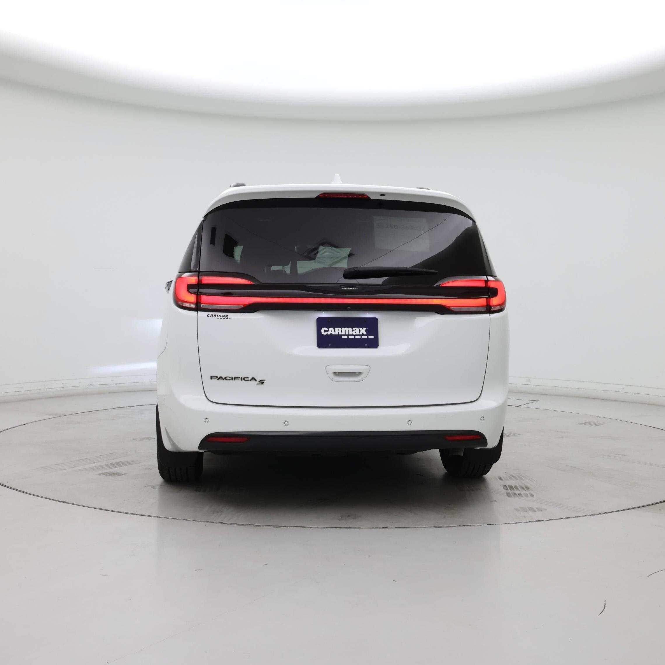 Thumbnail: 2021 Chrysler Pacifica - 6