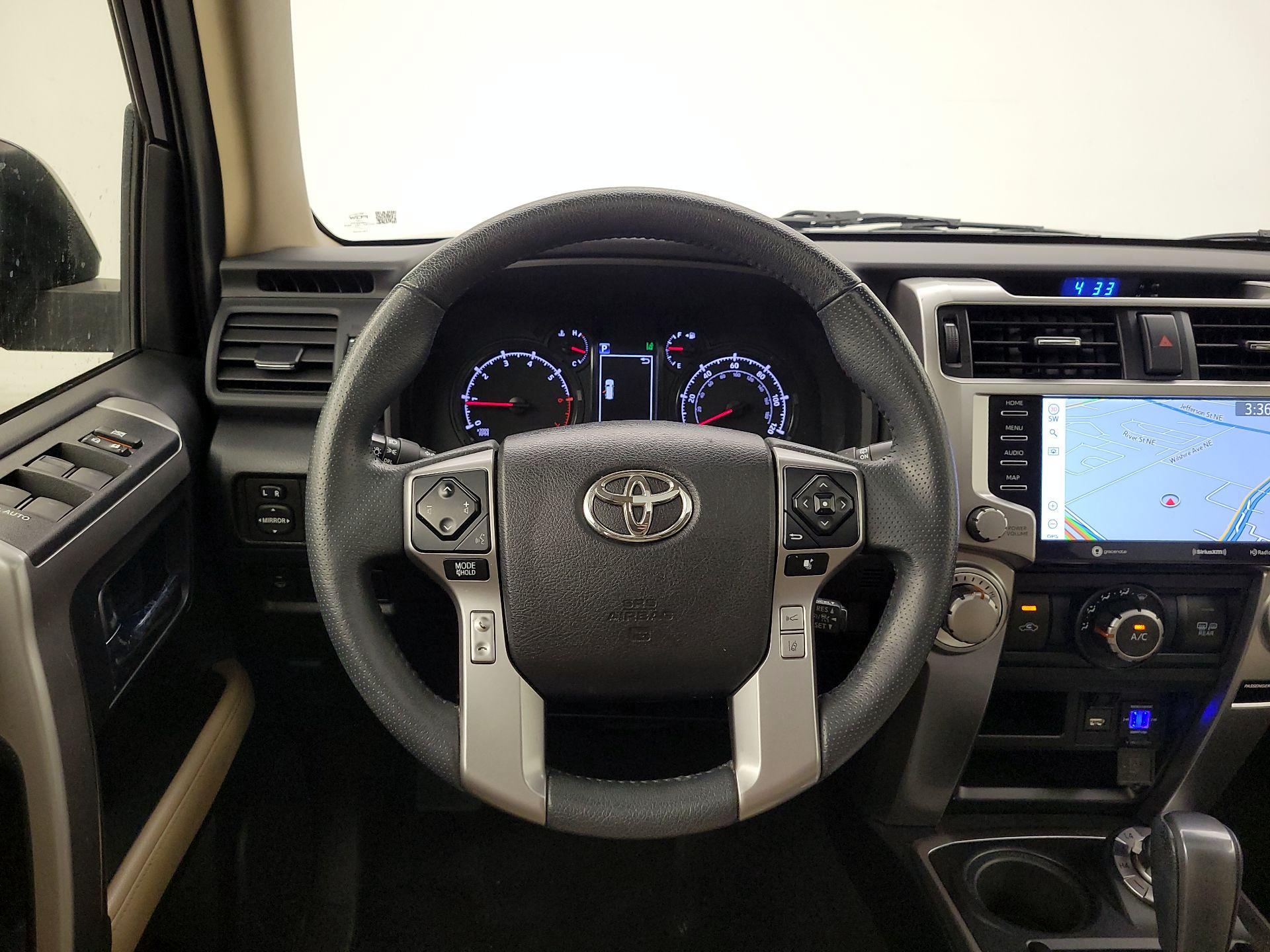 Thumbnail: 2021 Toyota 4Runner - 10