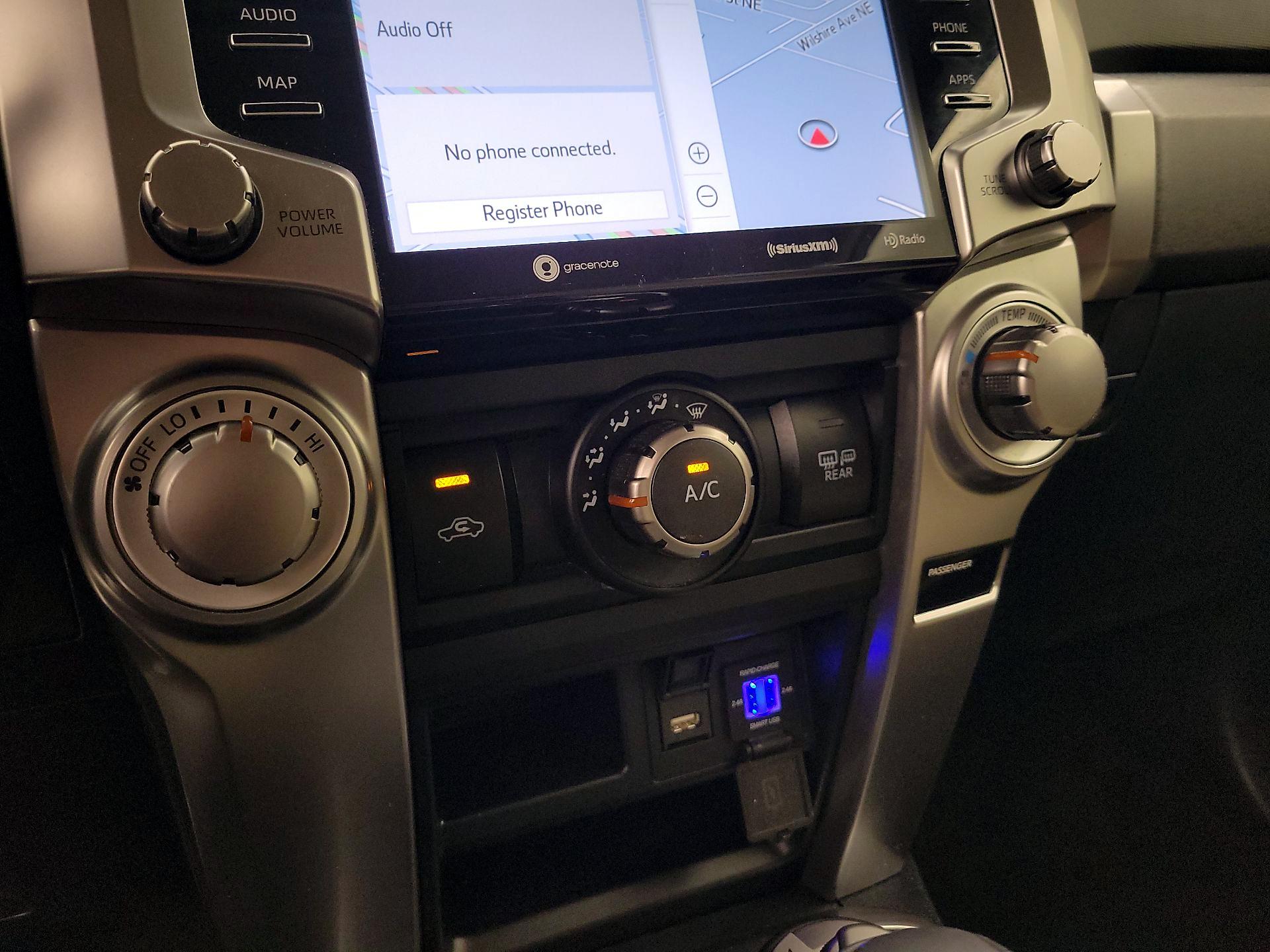 Thumbnail: 2021 Toyota 4Runner - 17