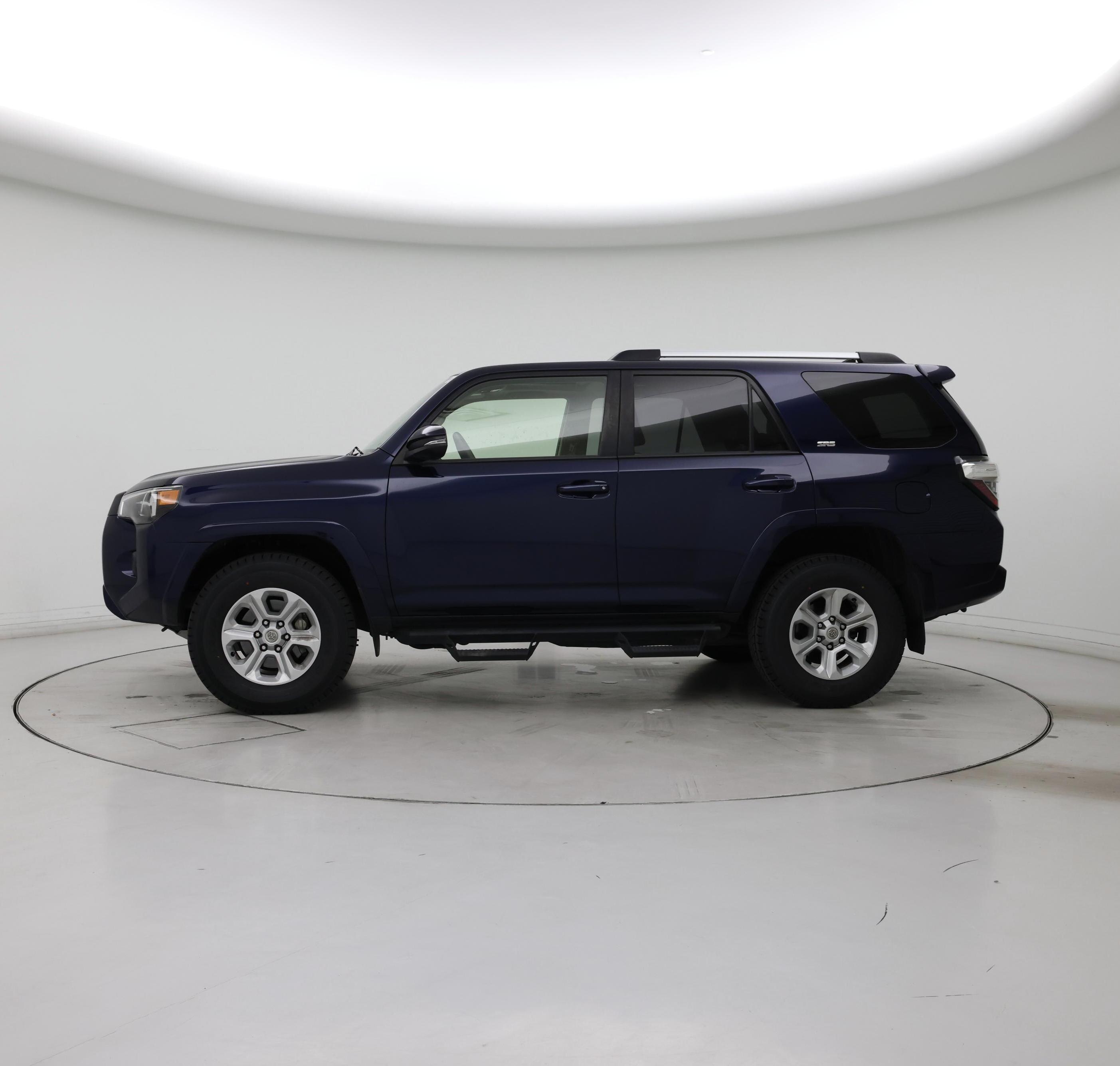 Thumbnail: 2021 Toyota 4Runner - 3