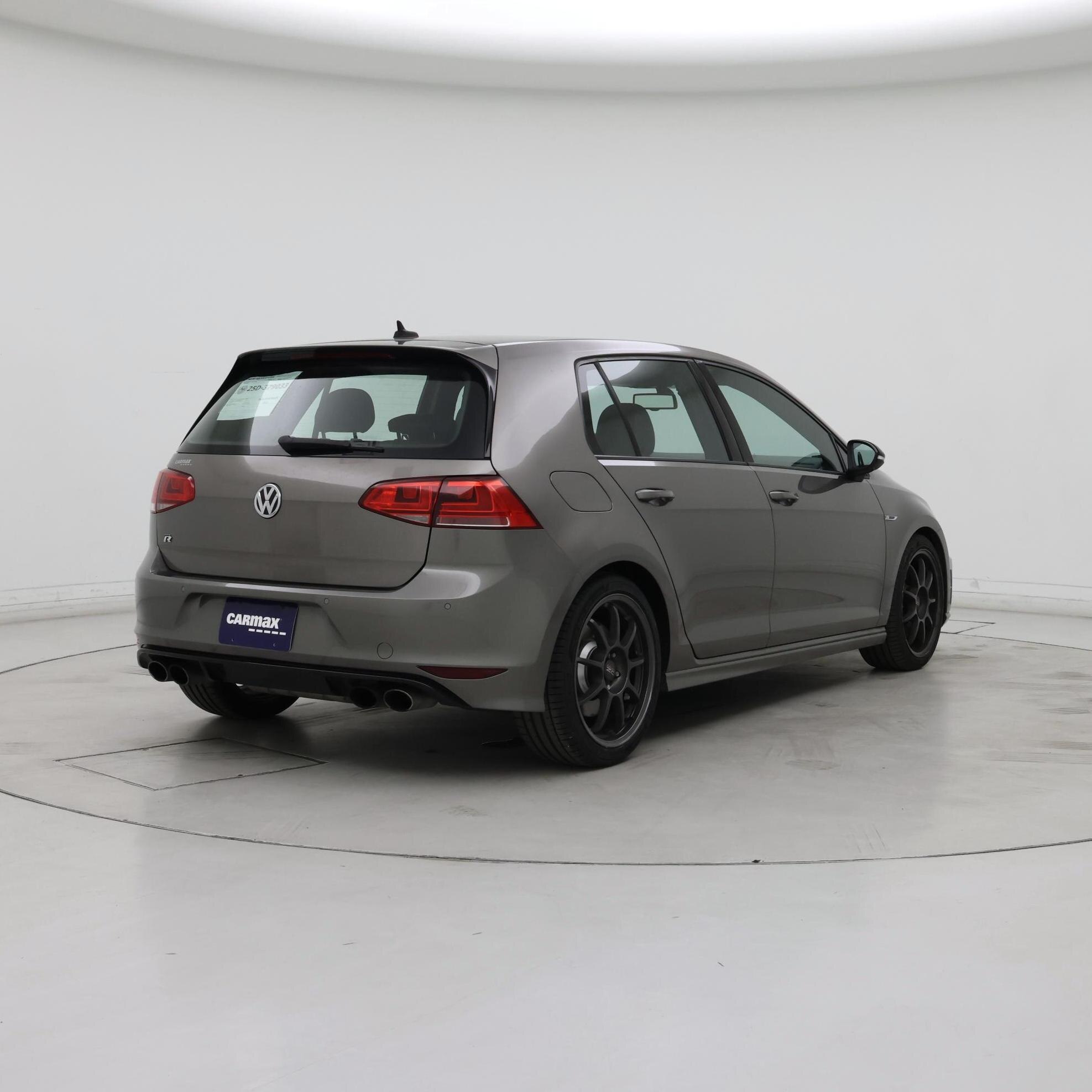 Thumbnail: 2015 Volkswagen Golf - 8