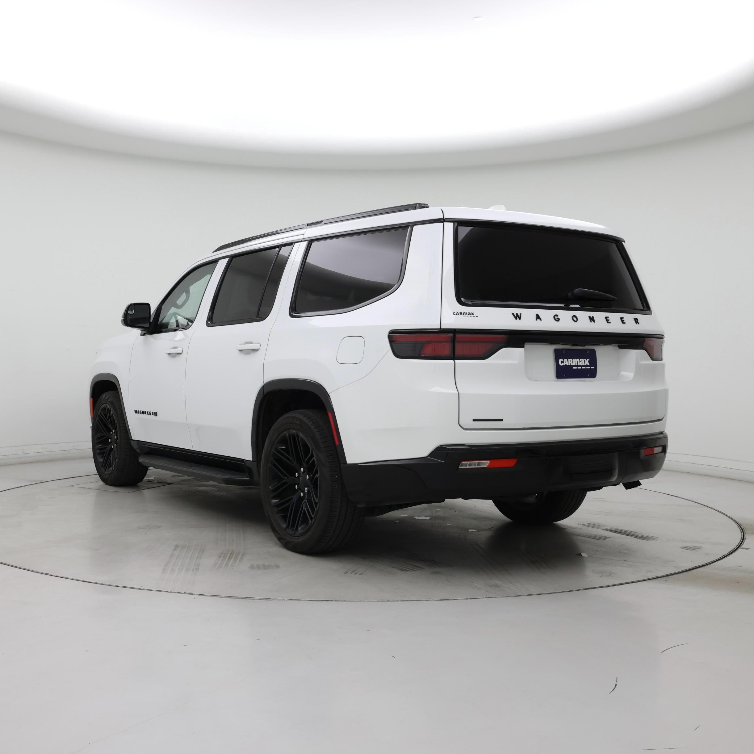 Thumbnail: 2023 Jeep Wagoneer - 2