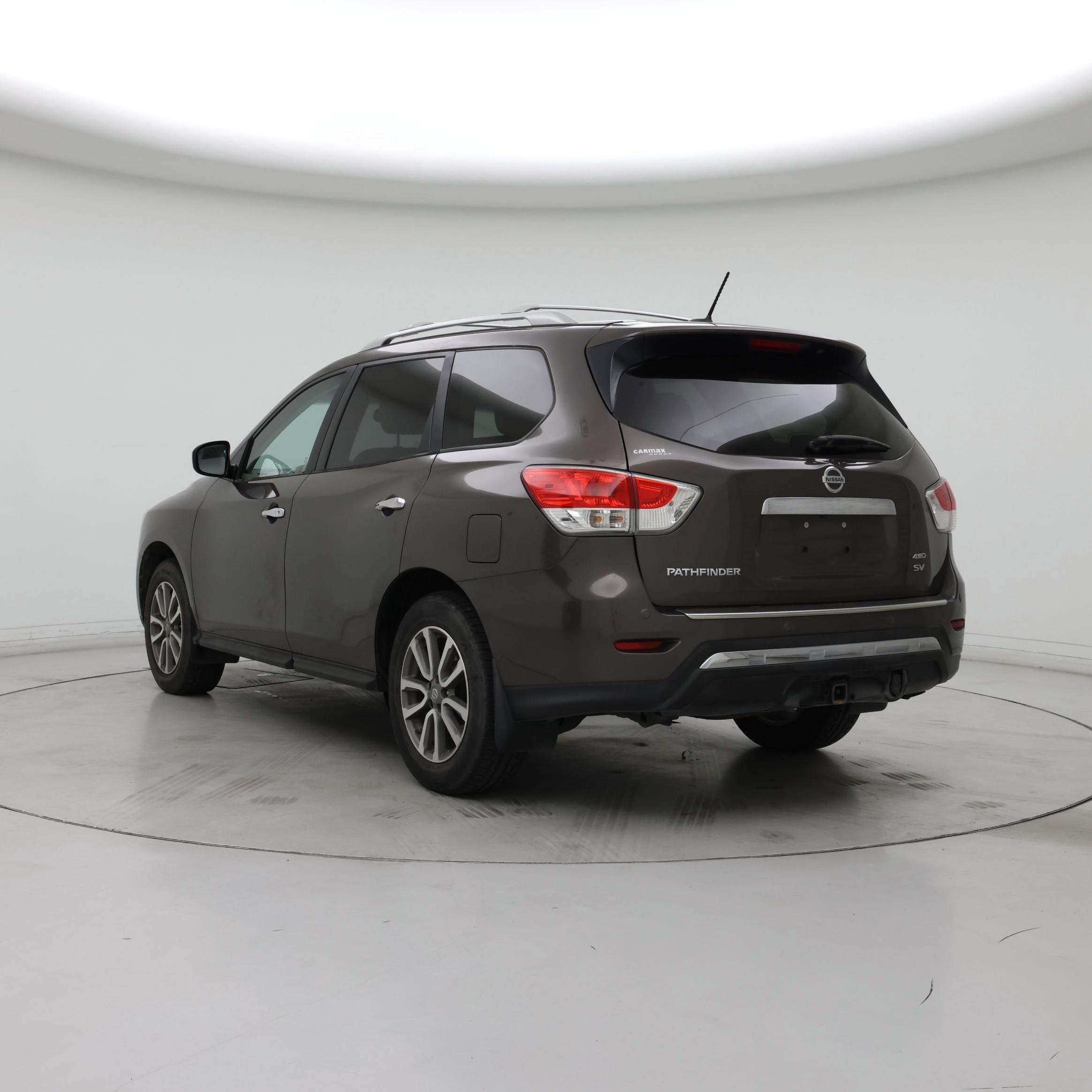 Thumbnail: 2015 Nissan Pathfinder - 2