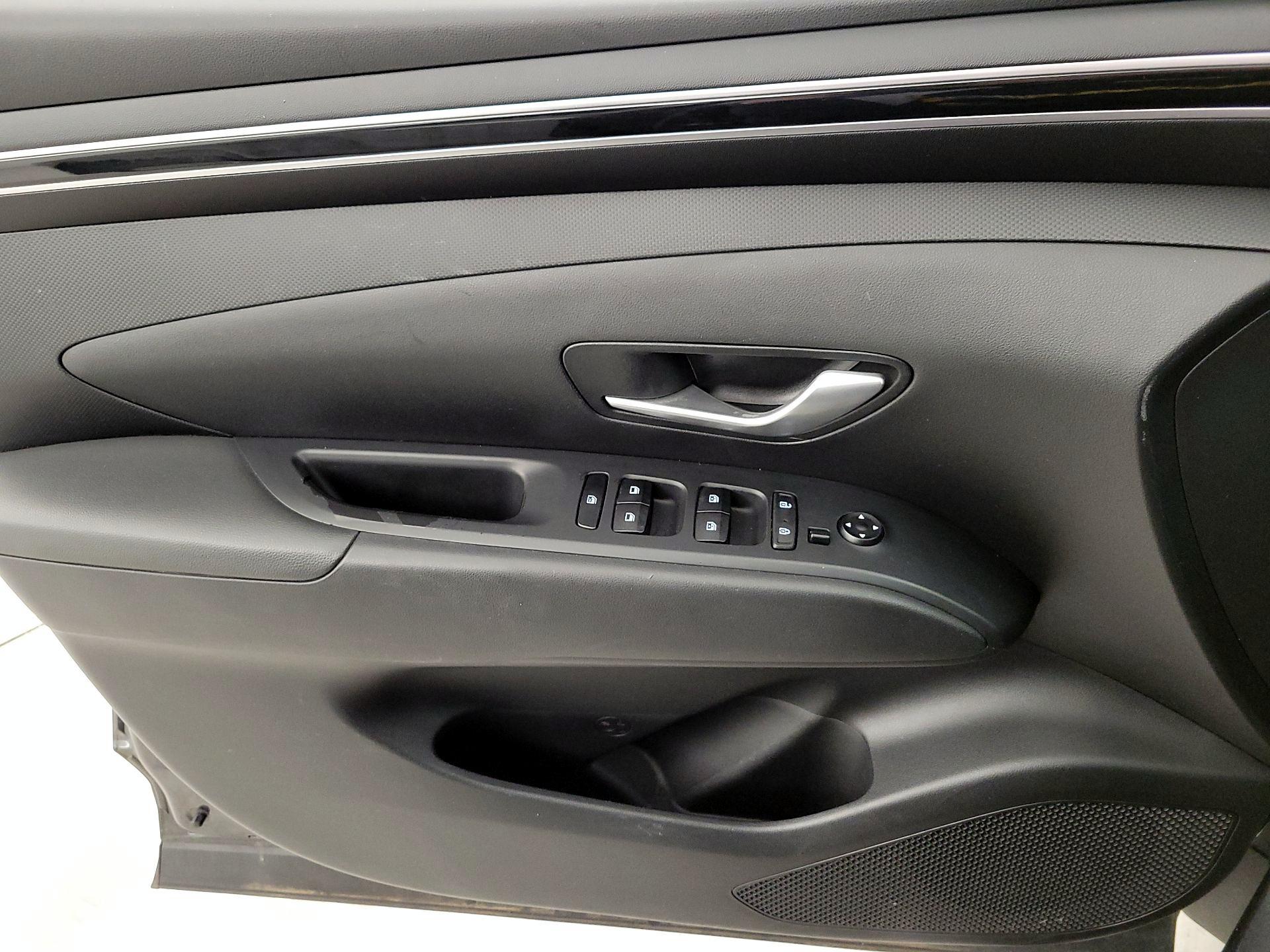 Thumbnail: 2022 Hyundai Tucson - 12