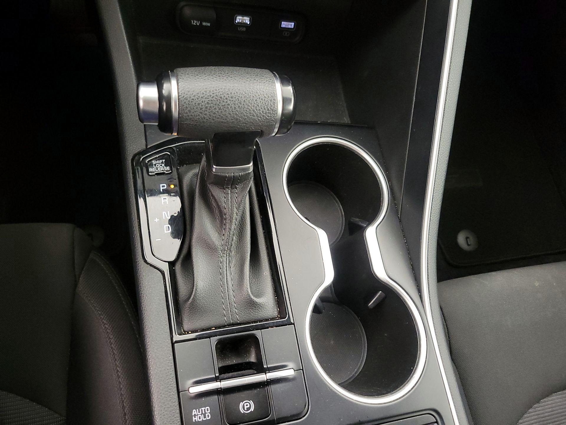 Thumbnail: 2022 Kia K5 - 17