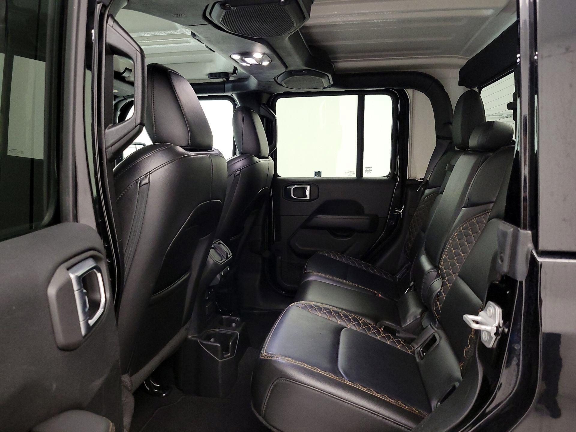 Thumbnail: 2023 Jeep Gladiator - 20