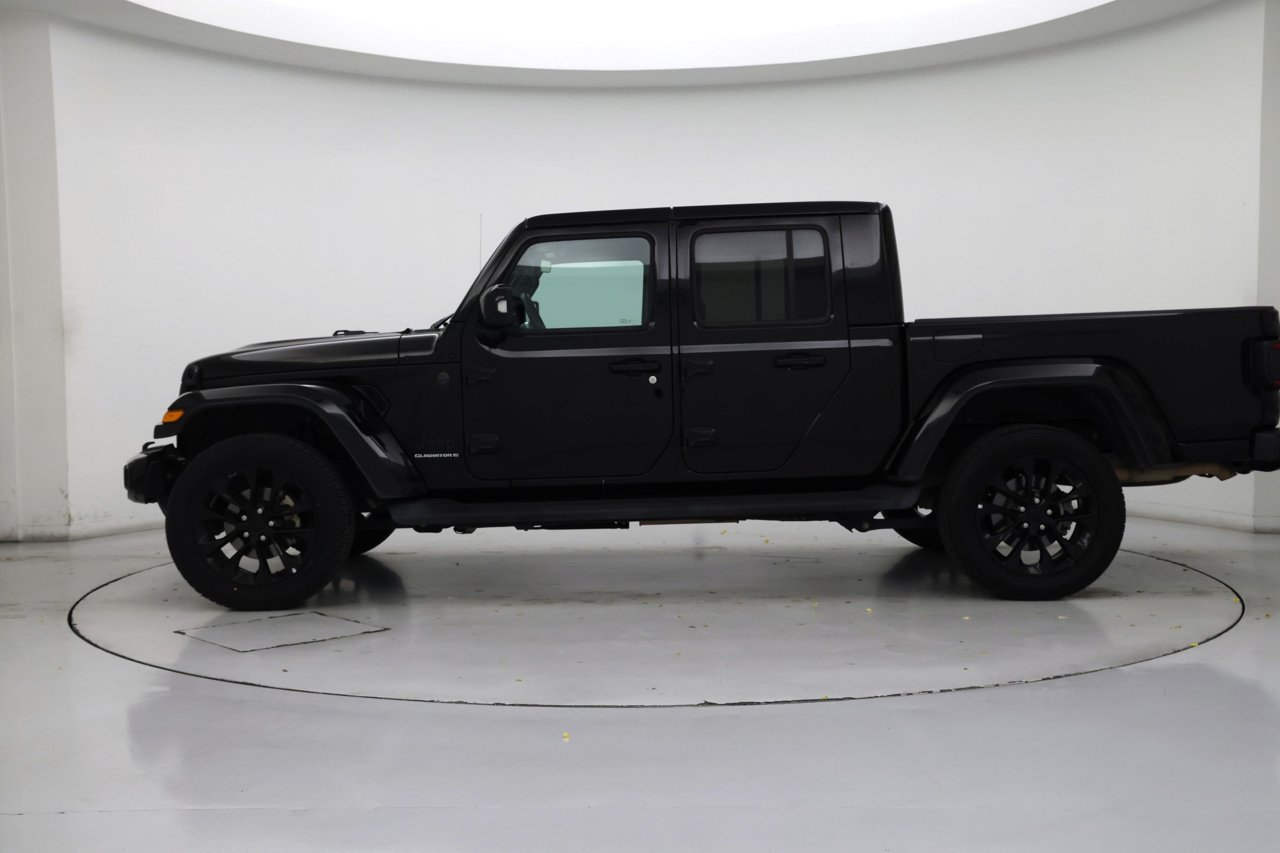 Thumbnail: 2023 Jeep Gladiator - 3