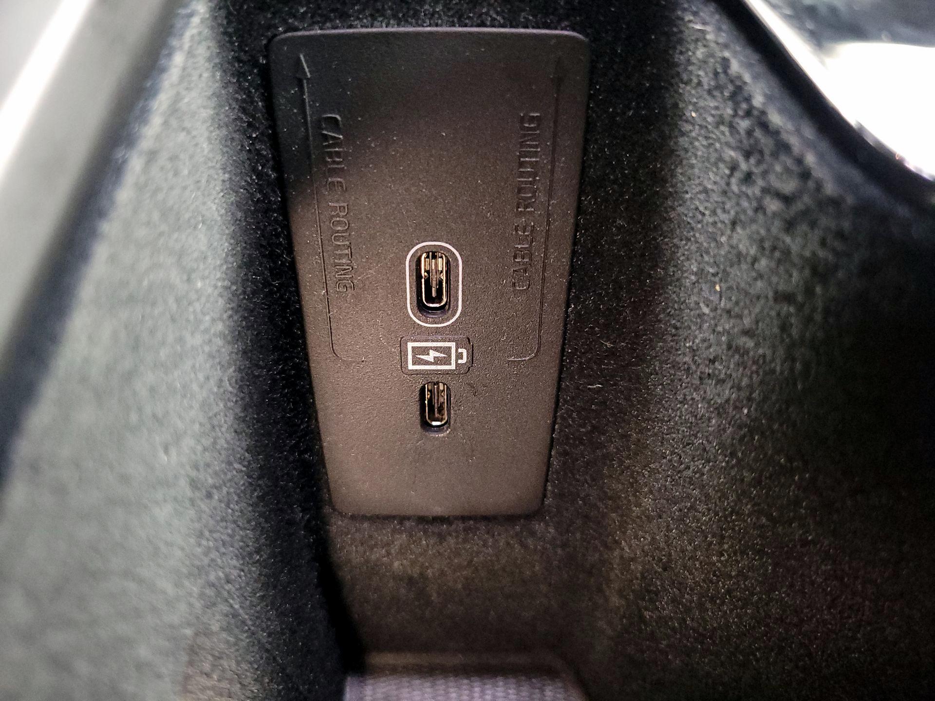 Thumbnail: 2022 Volvo XC60 - 19