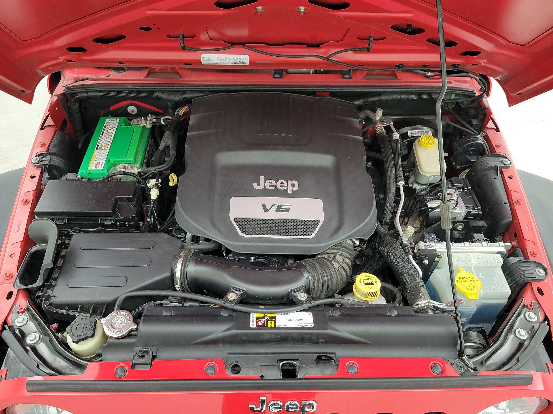 Thumbnail: 2016 Jeep Wrangler - 19