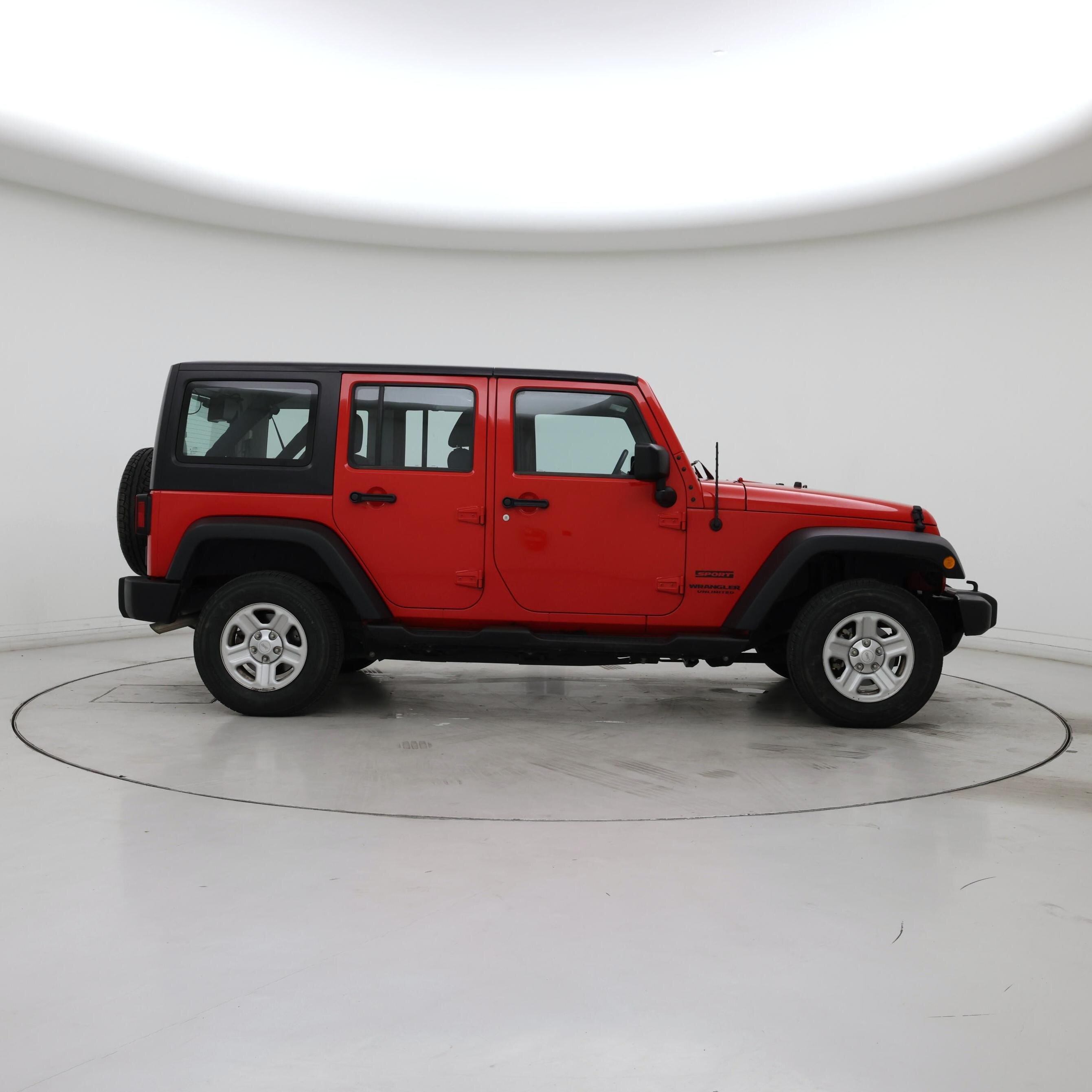 Thumbnail: 2016 Jeep Wrangler - 7