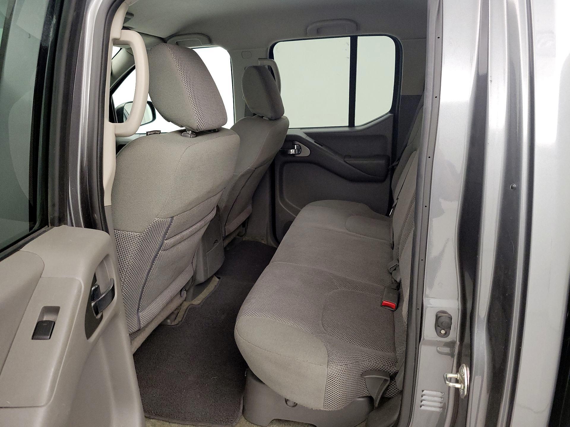 Thumbnail: 2017 Nissan Frontier - 18