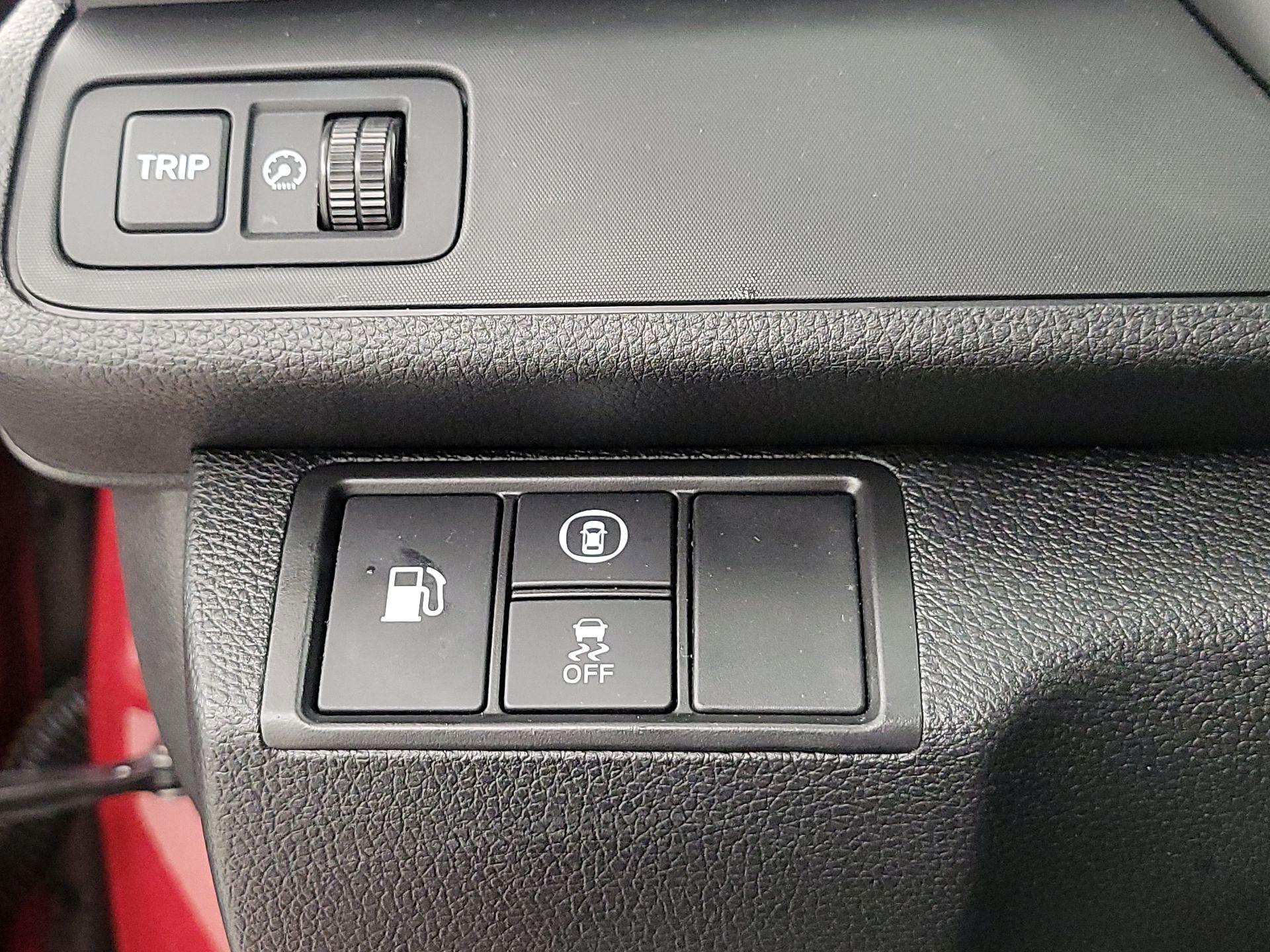 Thumbnail: 2022 Honda Insight - 13