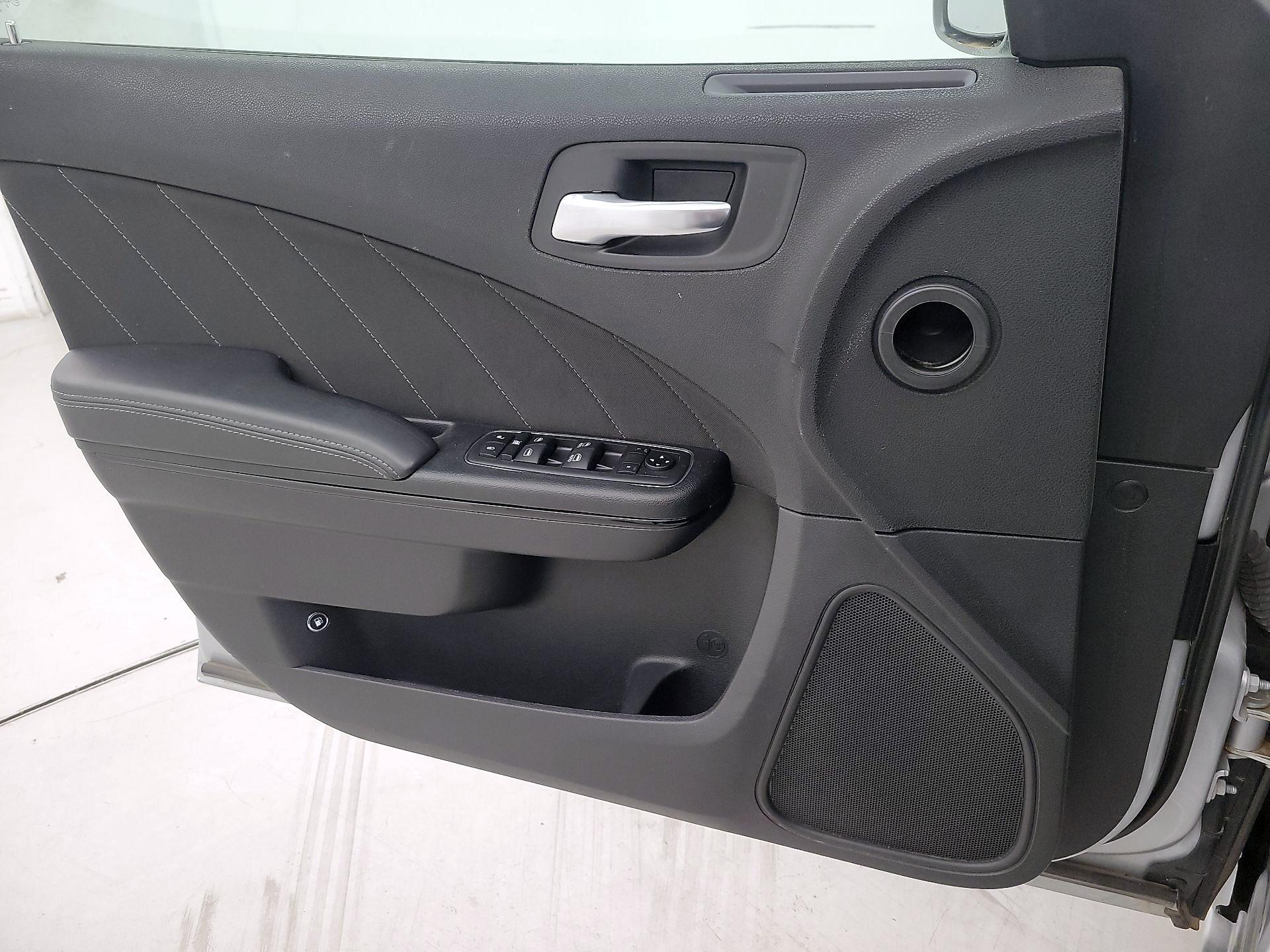 Thumbnail: 2019 Dodge Charger - 12