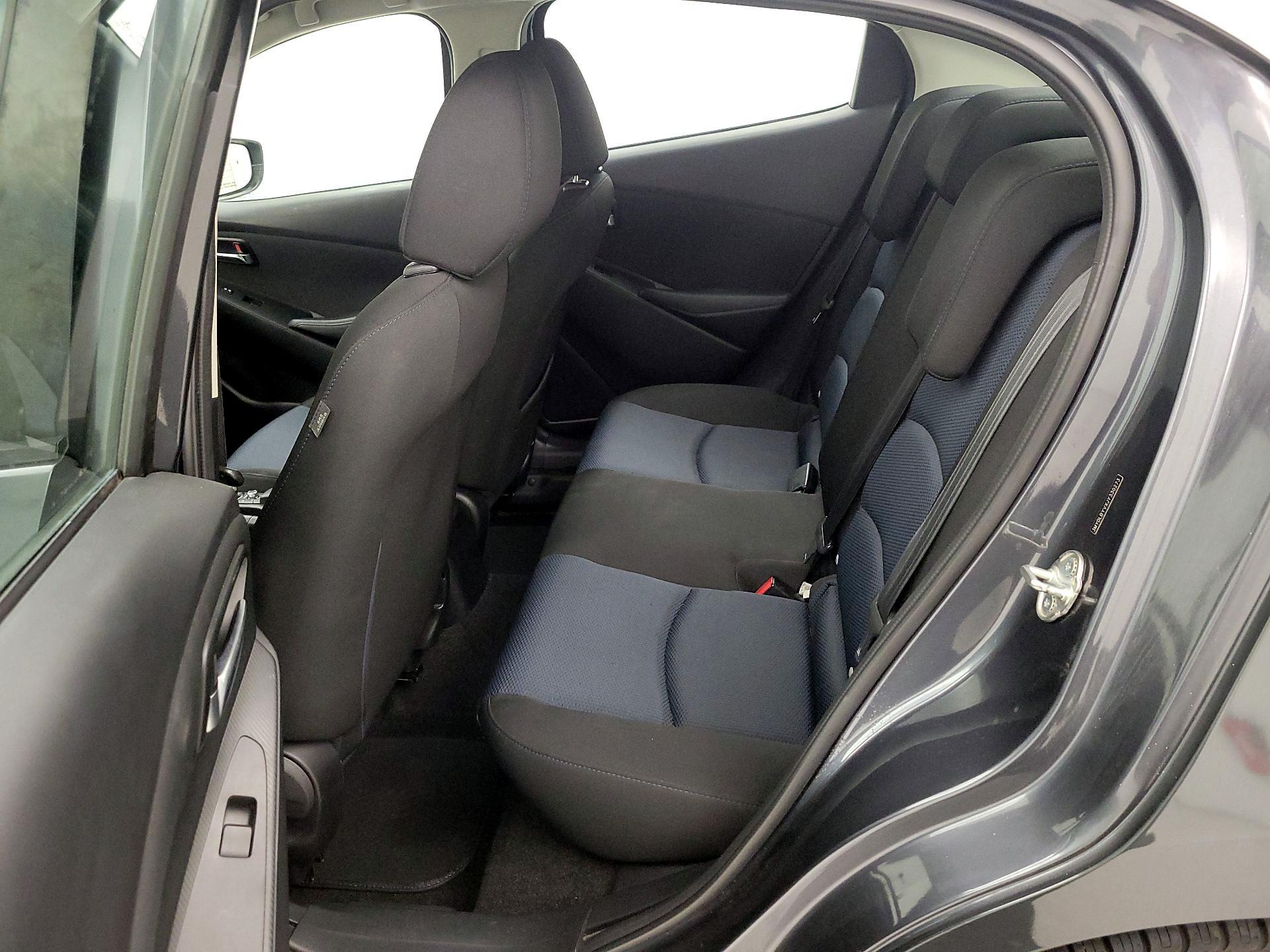 Thumbnail: 2018 Toyota Yaris iA - 19