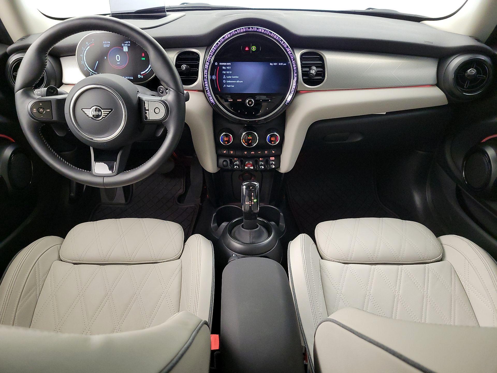 Thumbnail: 2024 MINI Cooper Hardtop - 9