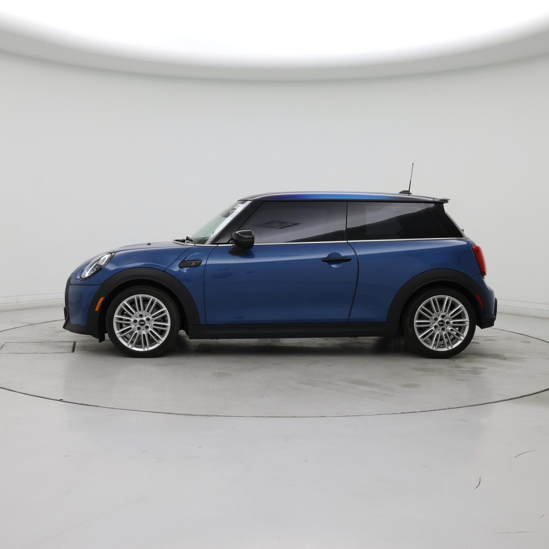 Thumbnail: 2024 MINI Cooper Hardtop - 3