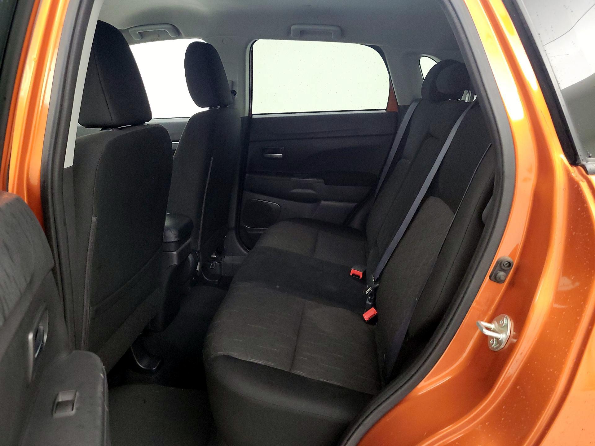 Thumbnail: 2020 Mitsubishi Outlander Sport - 19