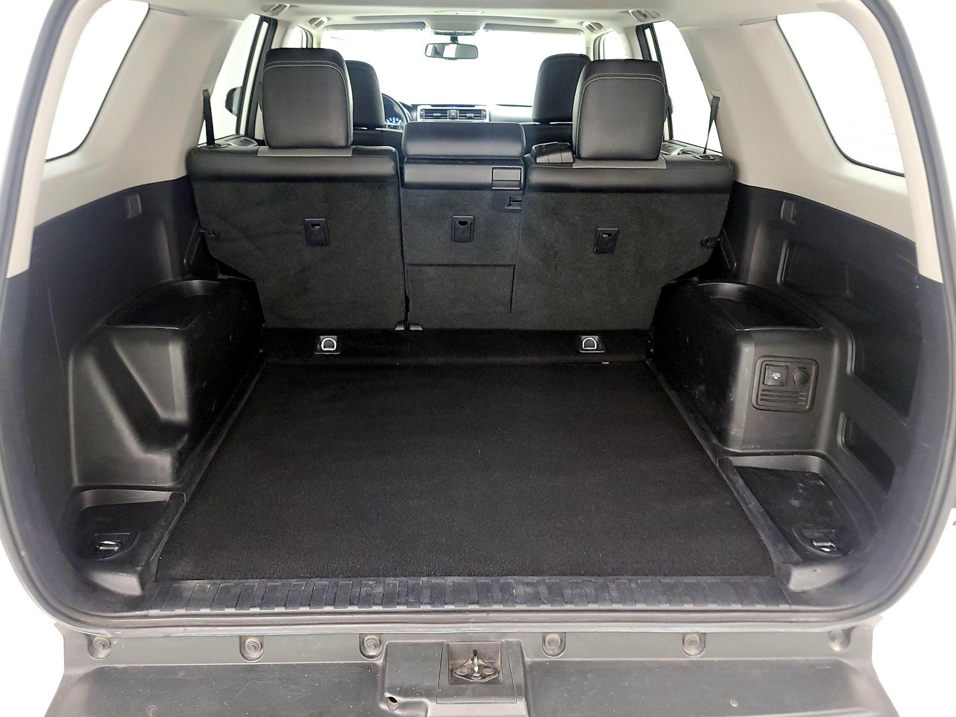 Thumbnail: 2014 Toyota 4Runner - 16