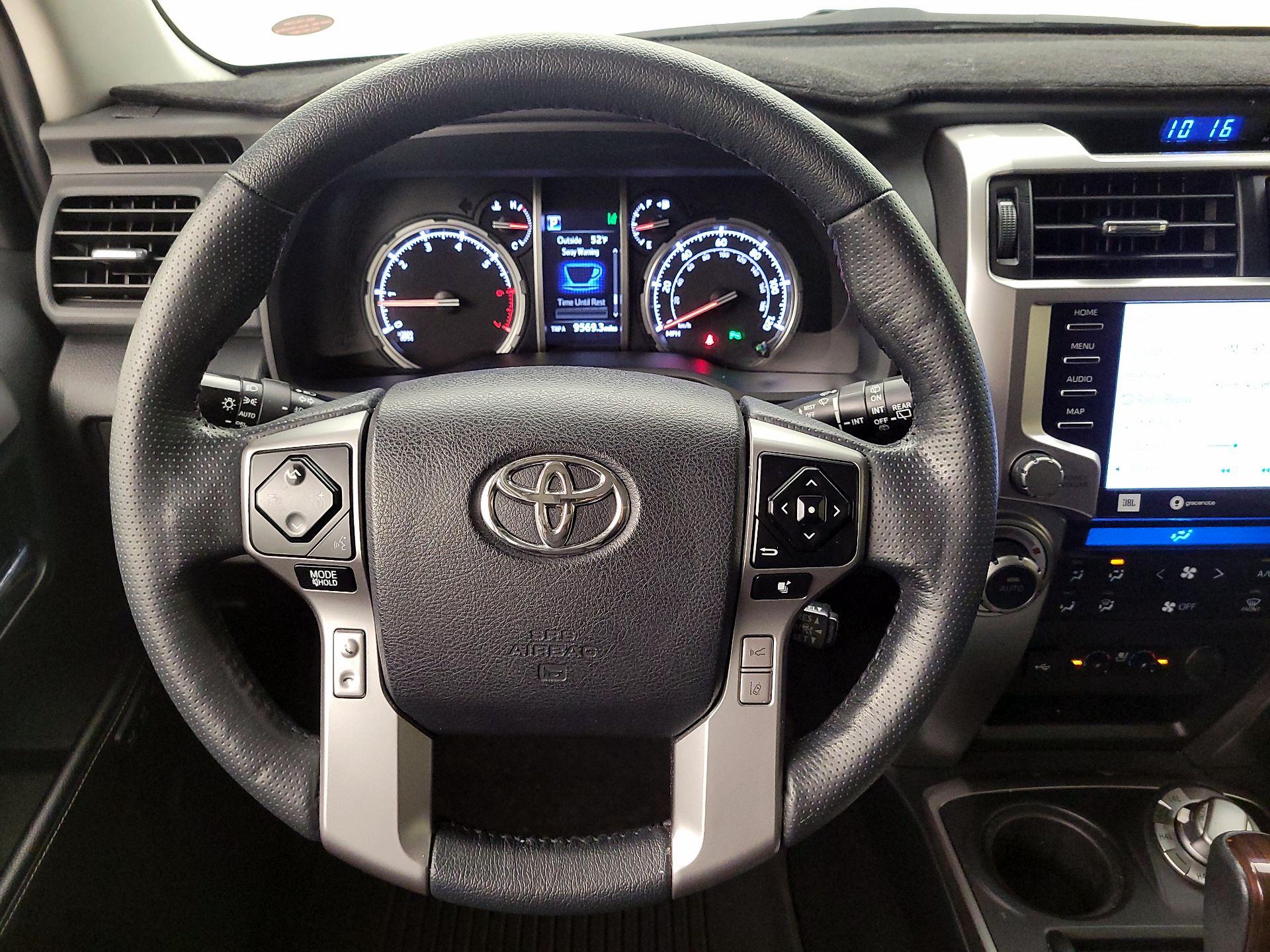 Thumbnail: 2023 Toyota 4Runner - 10