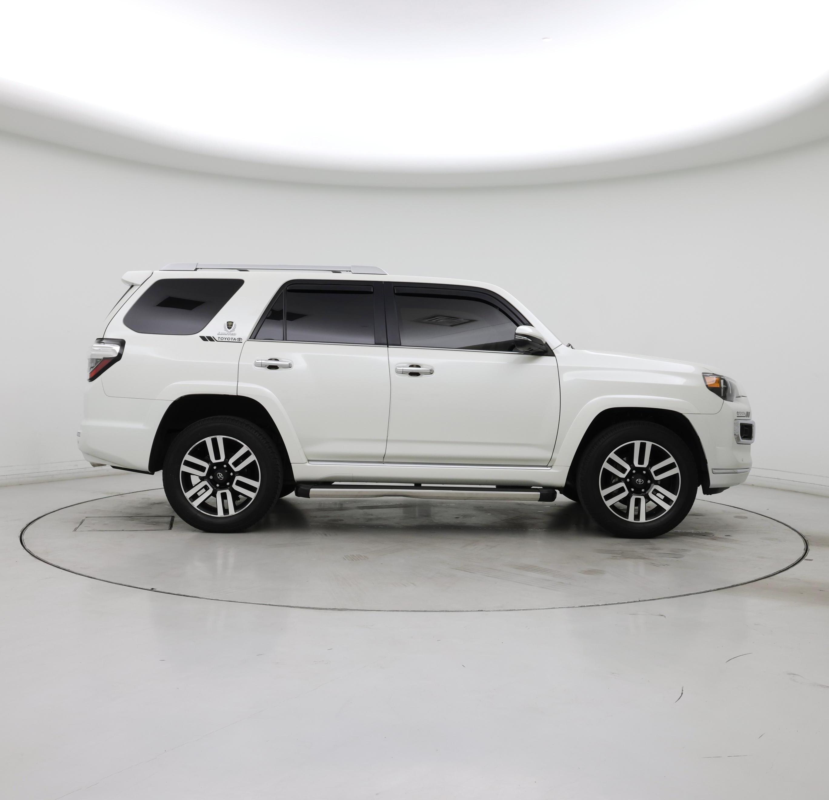 Thumbnail: 2023 Toyota 4Runner - 7